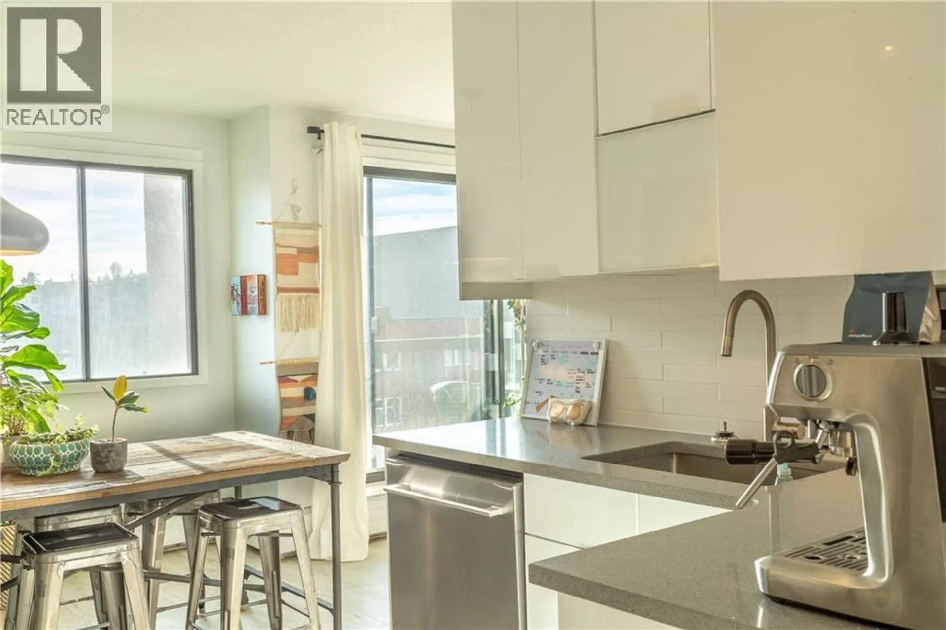 #405 523 15 Avenue SW - Image 6