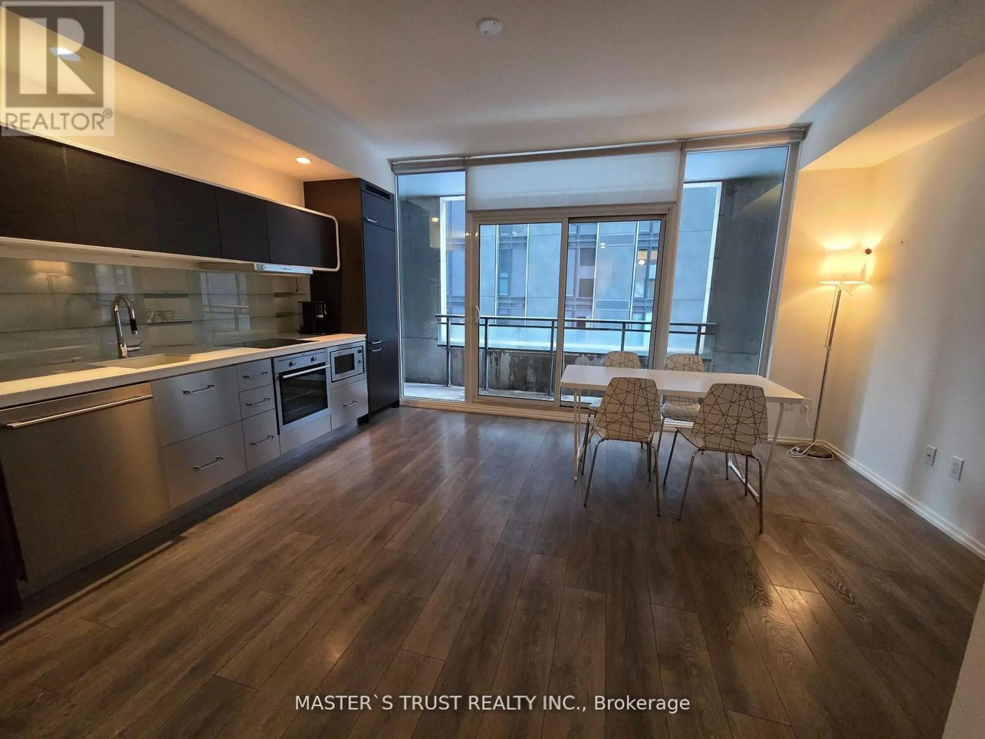 #310 45 CHARLES STREET S - Image 9