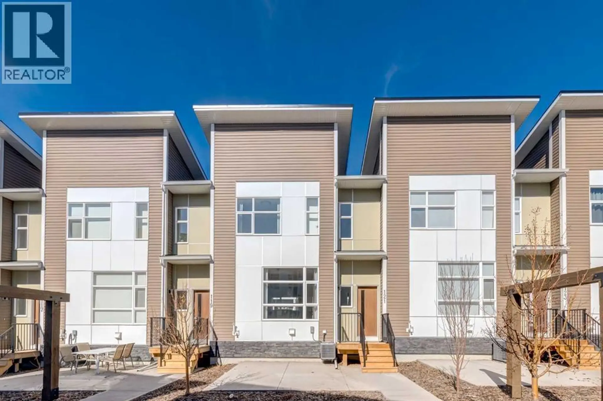 121 Walden Lane SE - Image 1