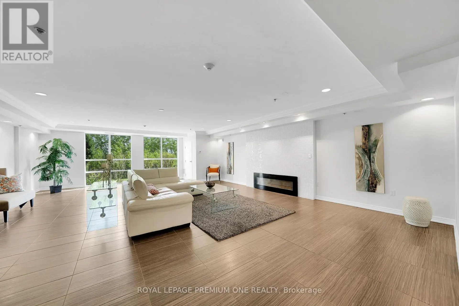 #508 1419 COSTIGAN ROAD - Image 12