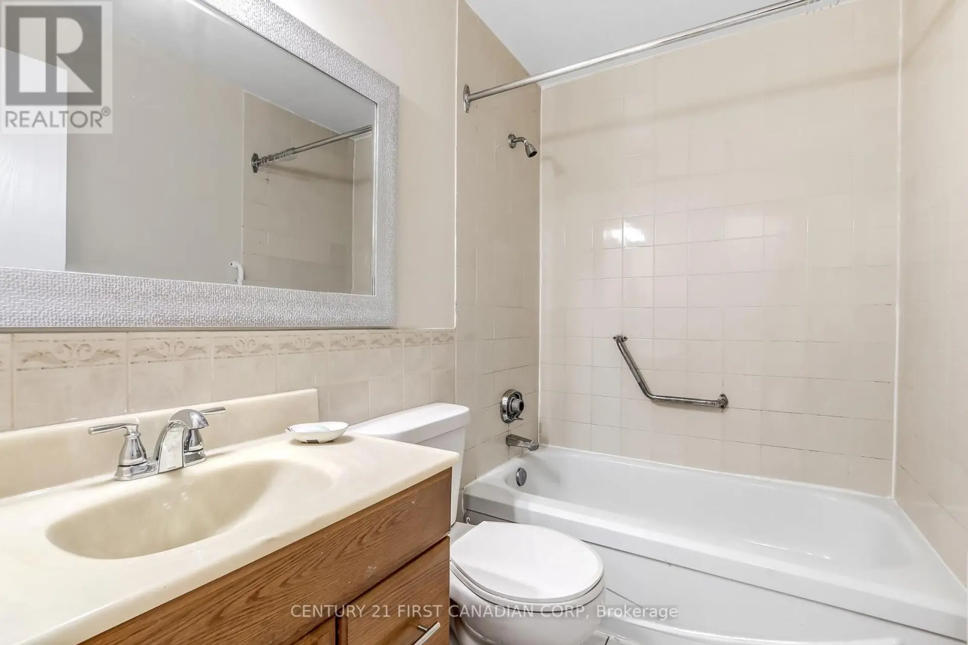 #204 986 HURON STREET - Image 12