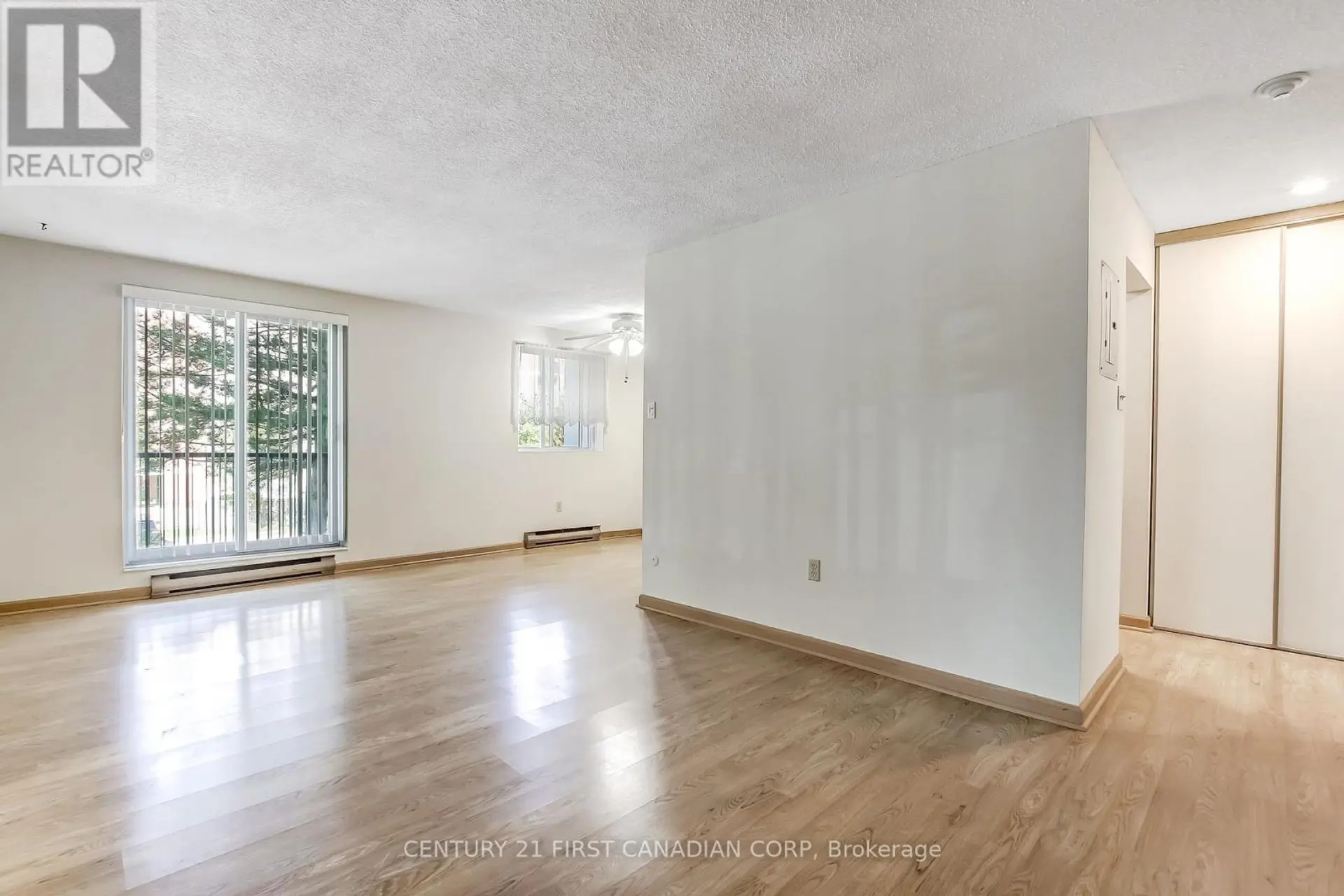 #204 986 HURON STREET - Image 5