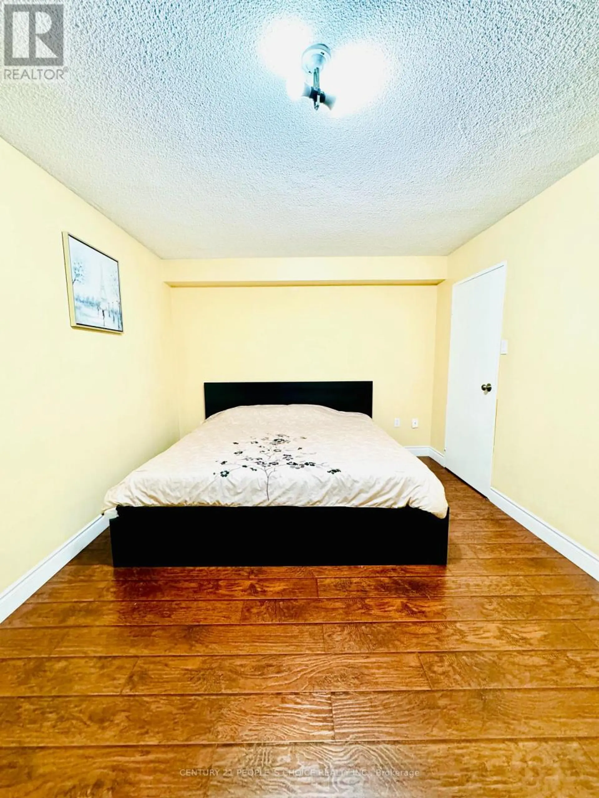 #1205 21 KNIGHTSBRIDGE ROAD - Image 7
