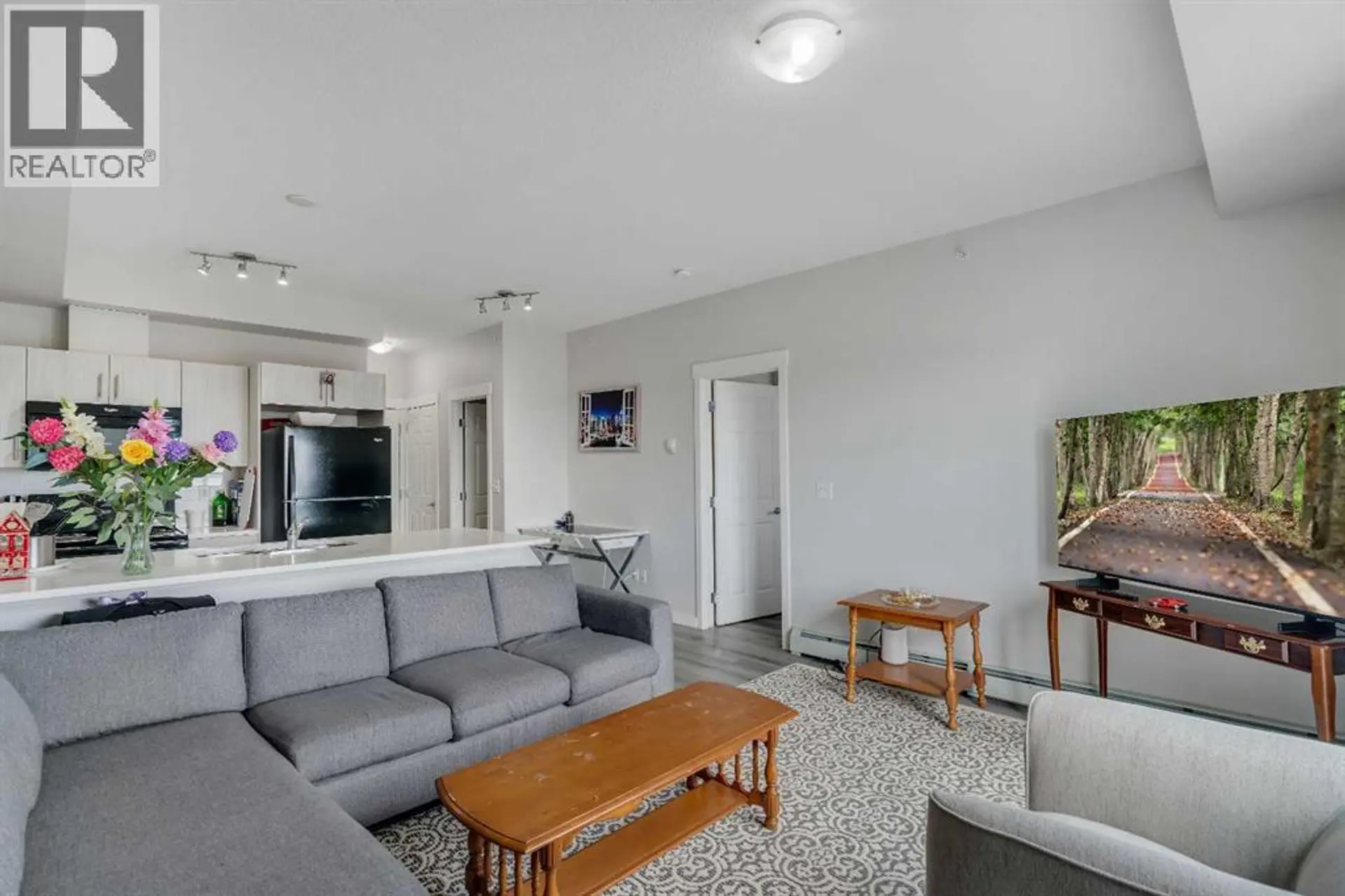 #1417 215 Legacy Boulevard SE - Image 6