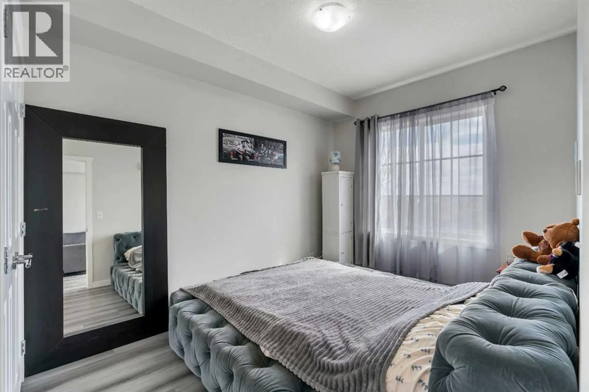 #1417 215 Legacy Boulevard SE - Image 9