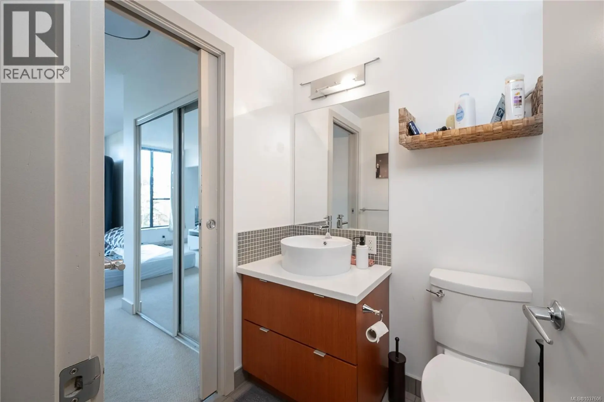 #311 760 Johnson St - Image 9