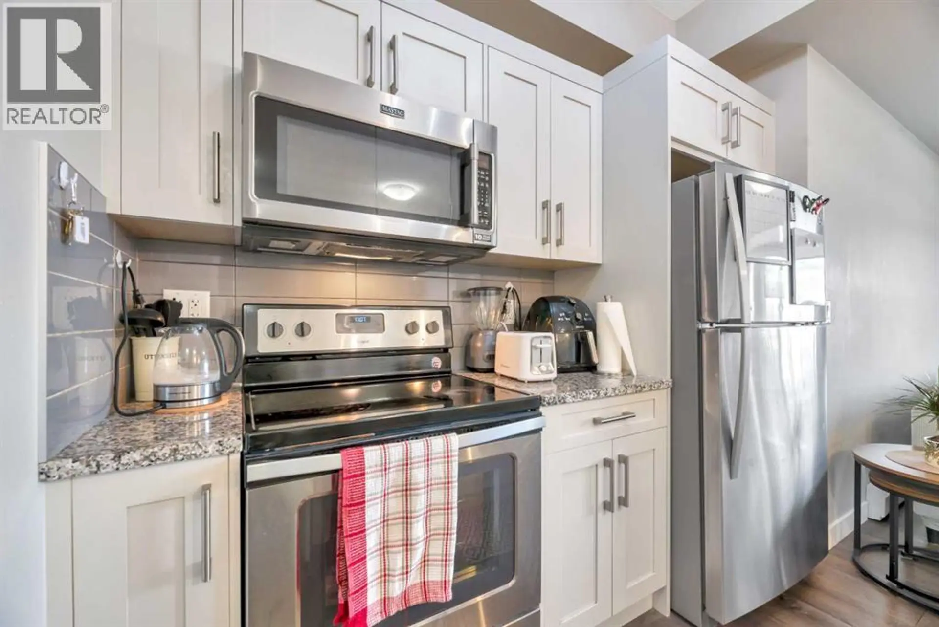#119 10 Walgrove Walk SE - Image 5