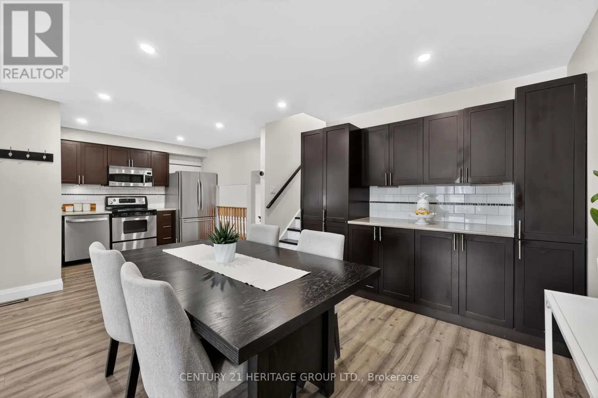 27 LONGVIEW DRIVE - Image 4