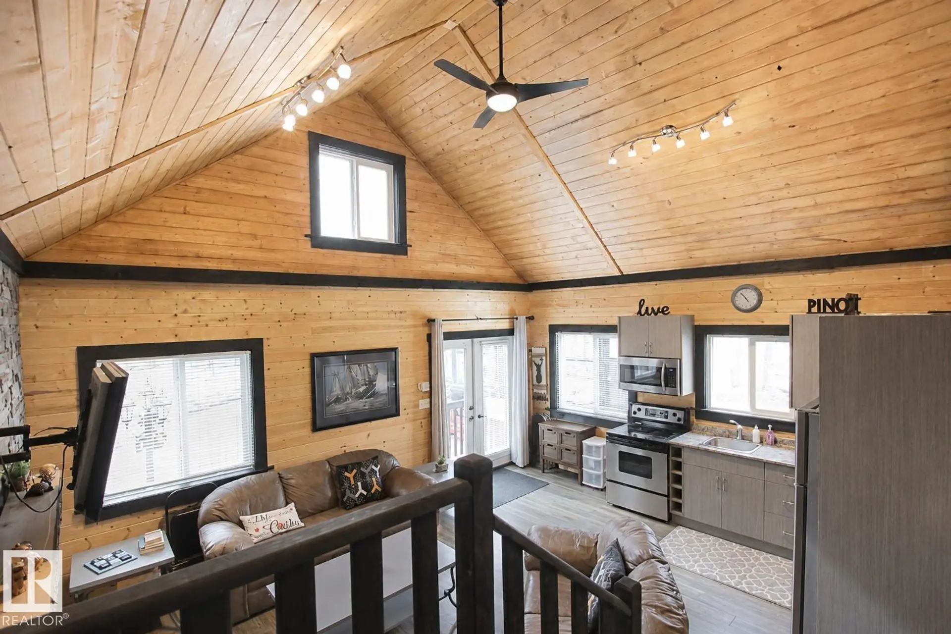 #11 54126 RGE ROAD 52 - Image 17