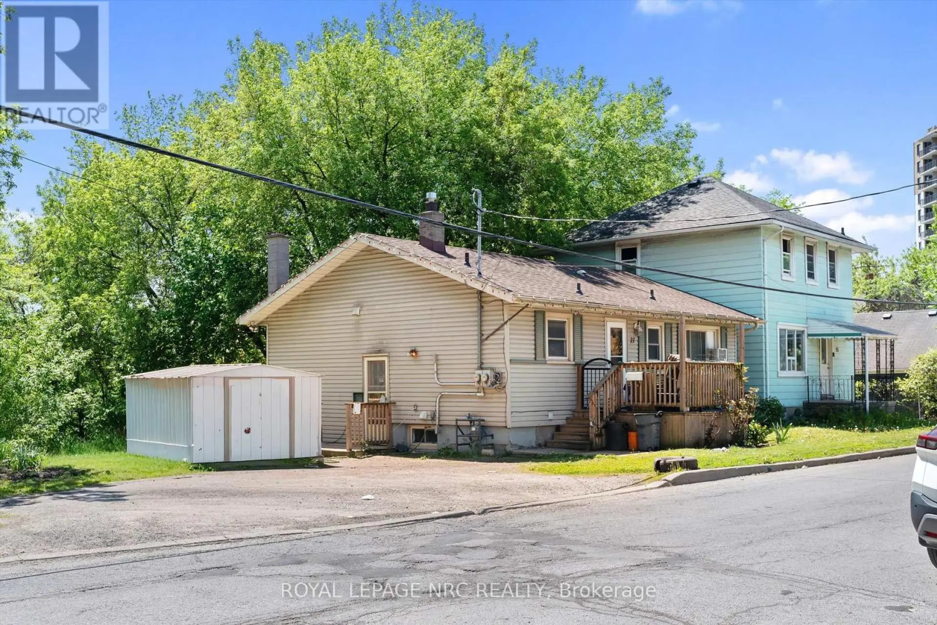 27 GALE CRESCENT - Image 3