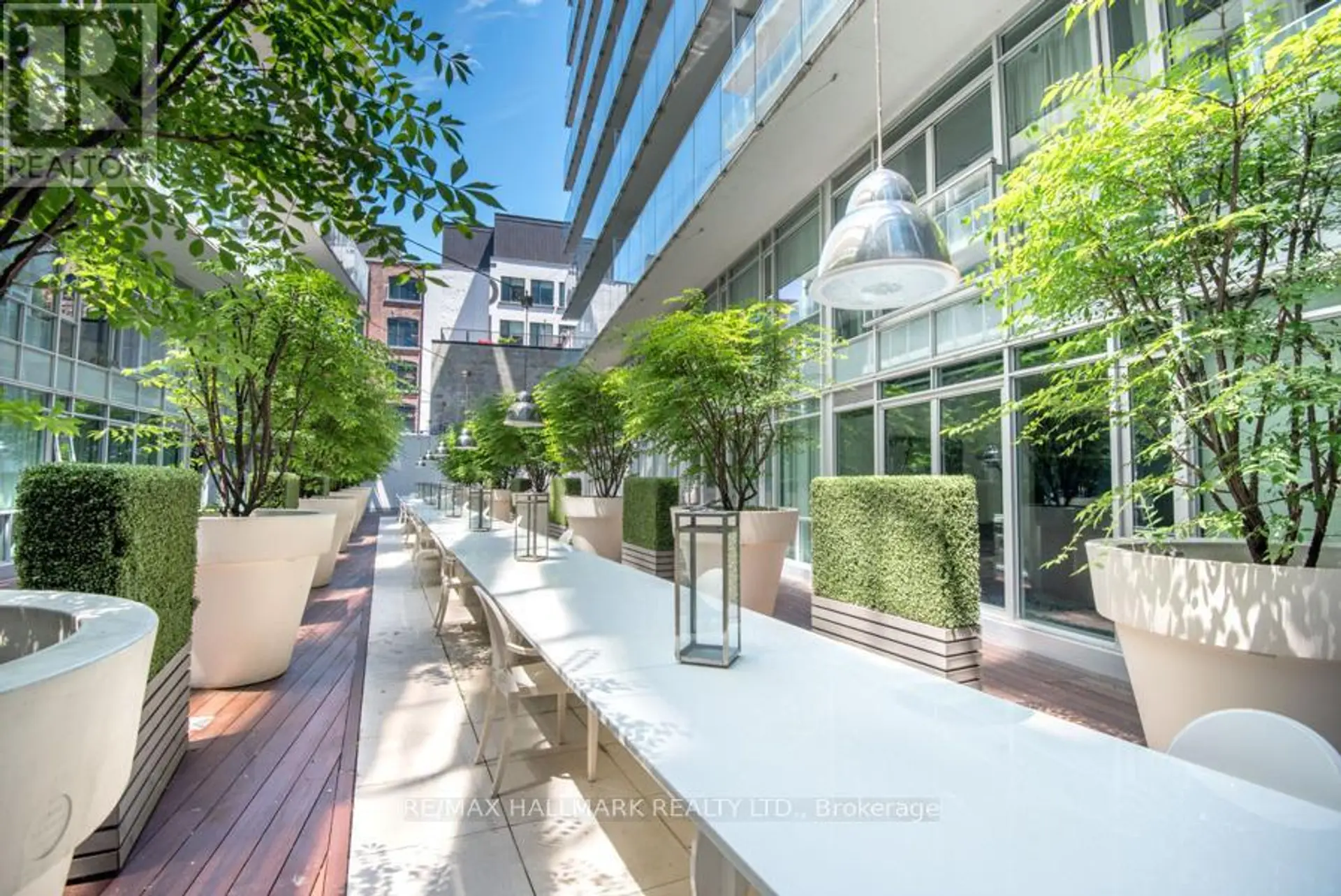 #213 75 PORTLAND STREET - Image 16