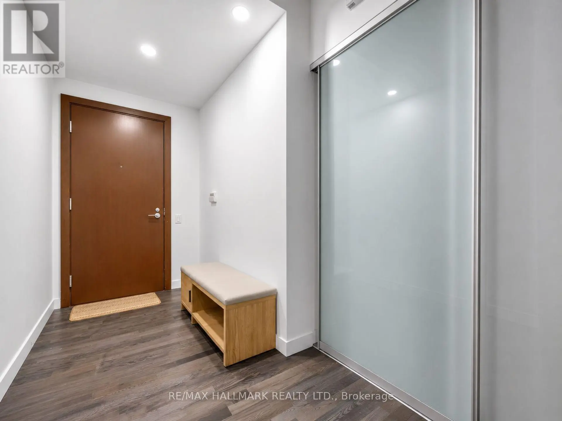 #213 75 PORTLAND STREET - Image 2