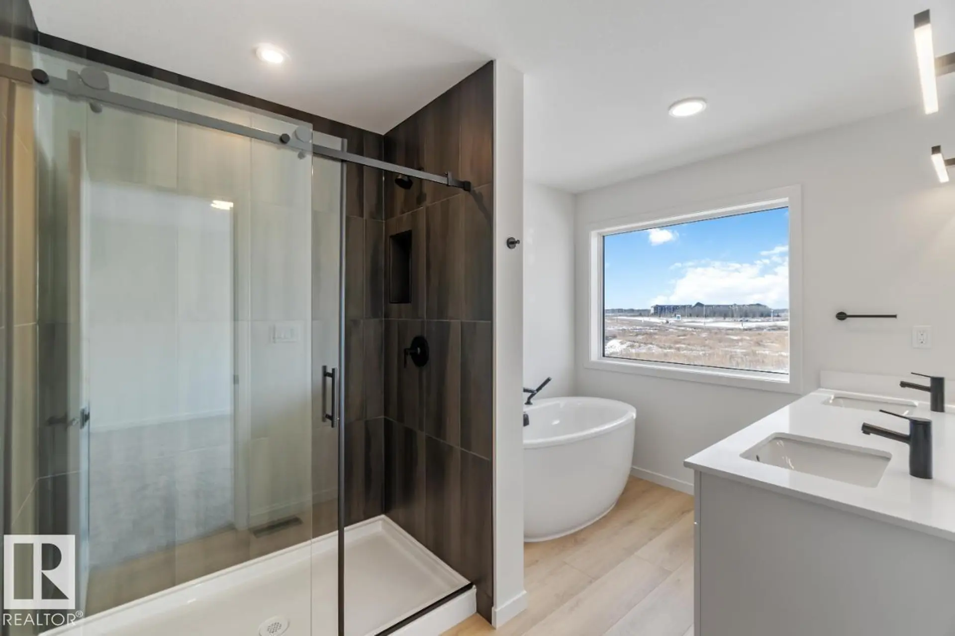 29 Devonshire DR - Image 12