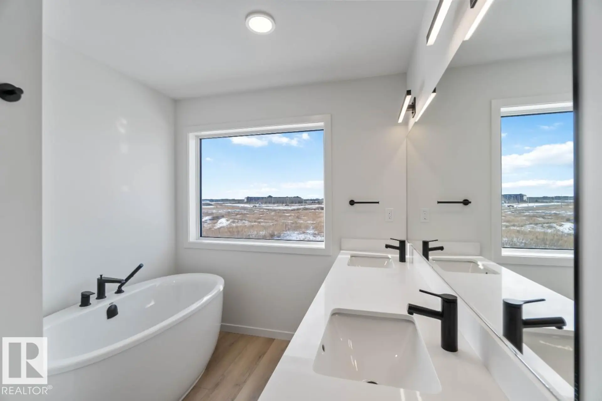 29 Devonshire DR - Image 13