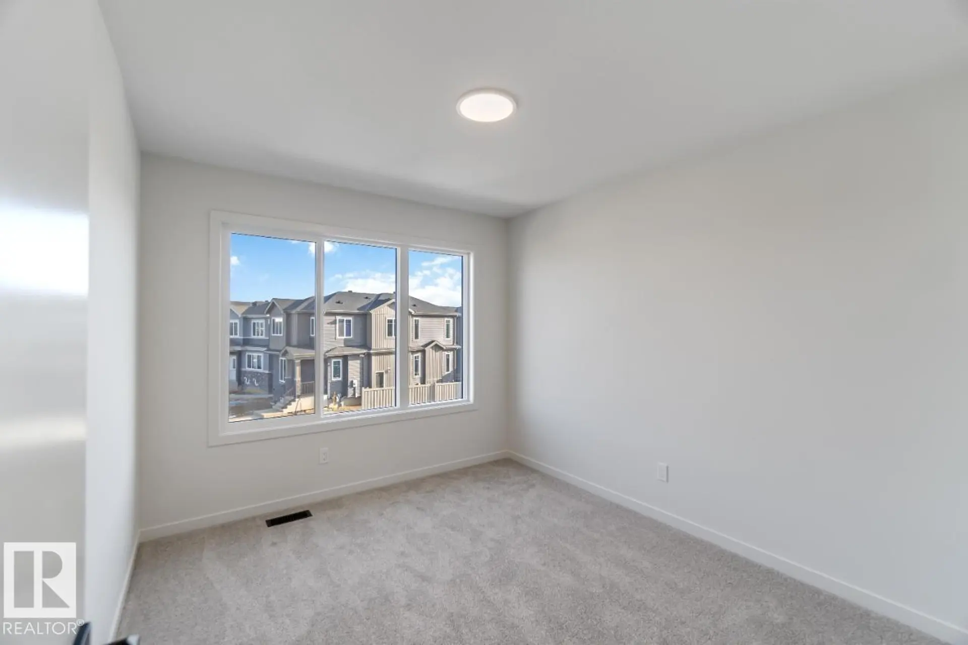 29 Devonshire DR - Image 15