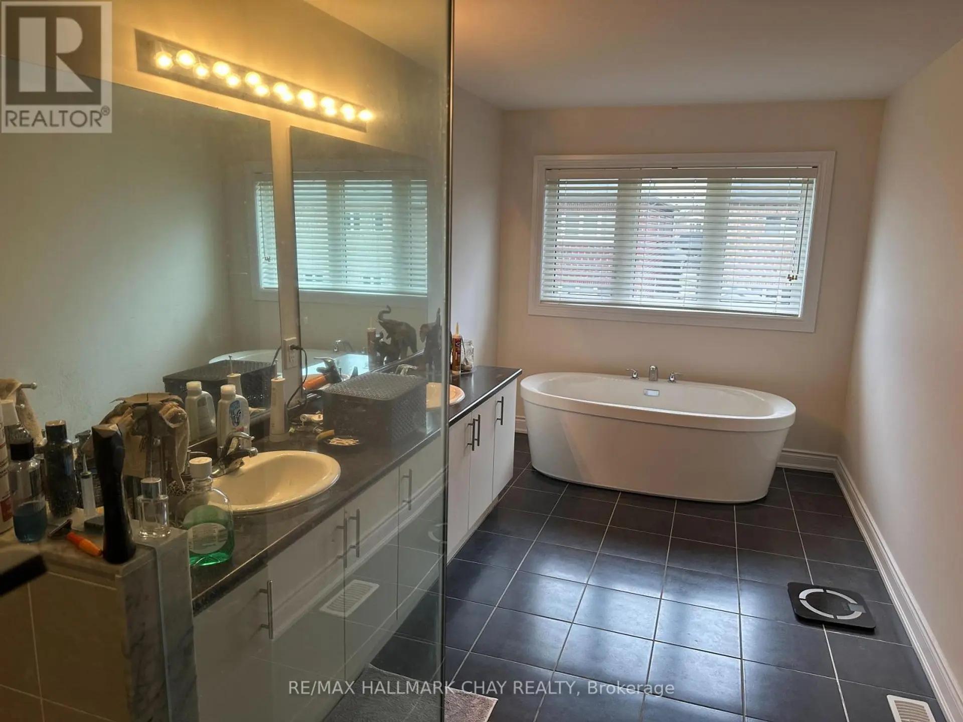 962 COLE STREET - Image 4
