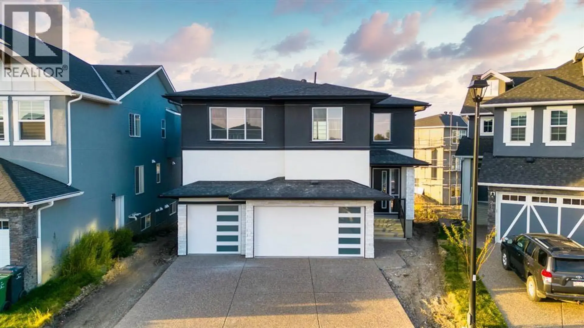 215 Kinniburgh Place - Image 1