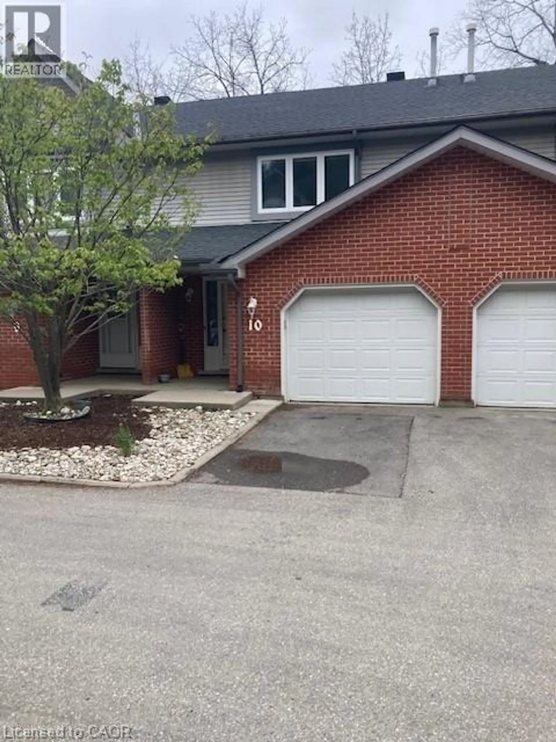 #10 89 WOOLWICH Street - Image 1