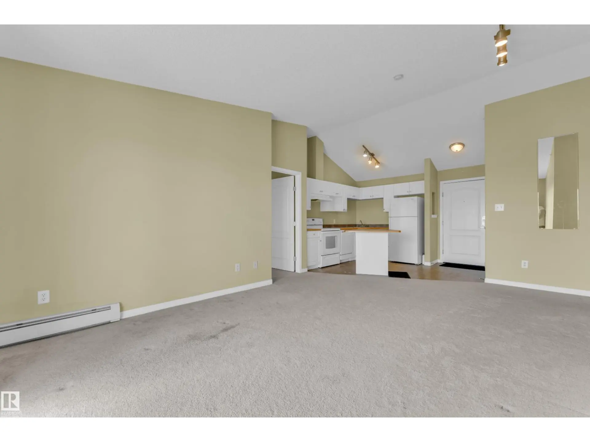 #440 3425 19 ST NW - Image 5