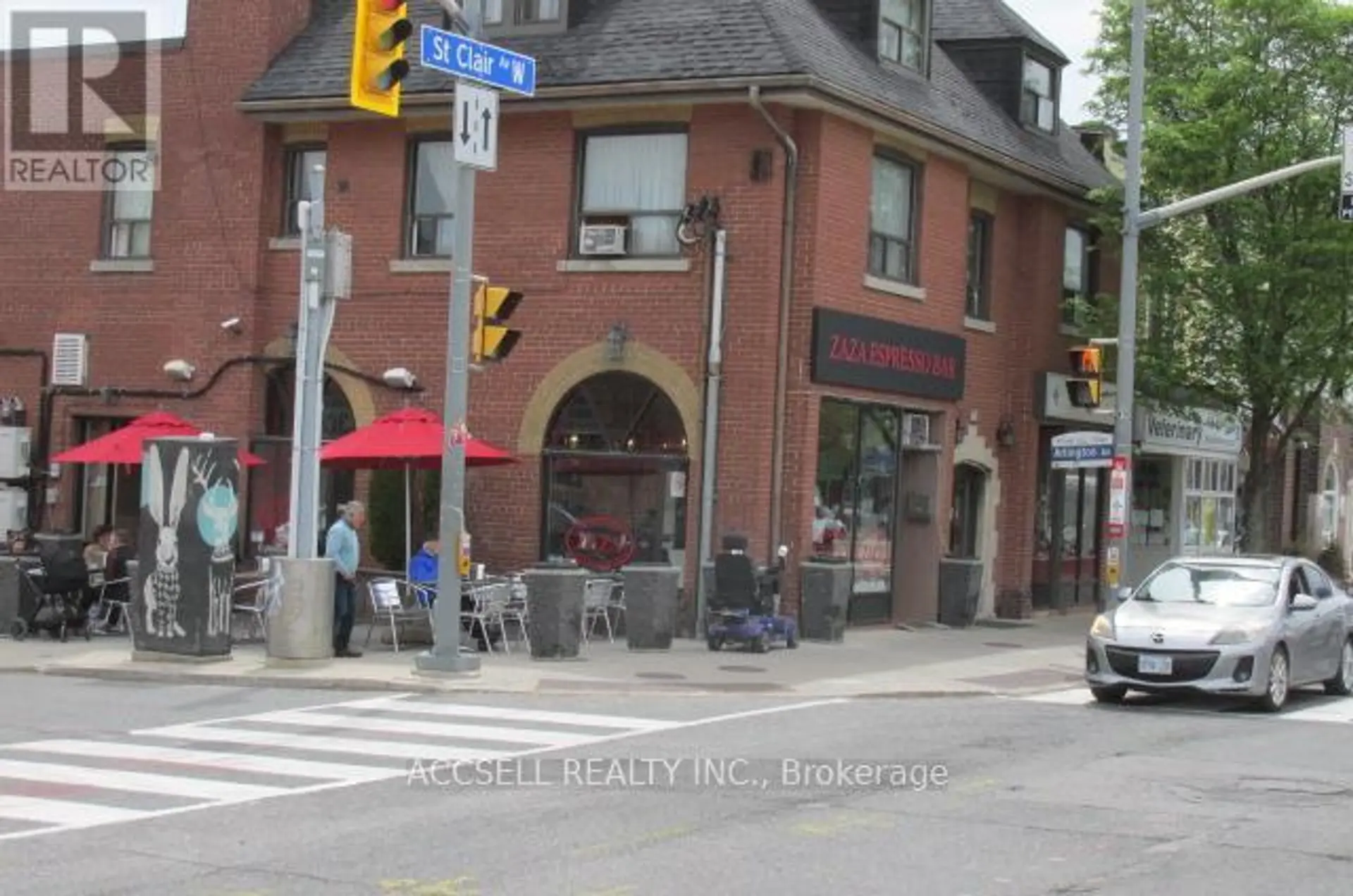 53 ARLINGTON AVENUE N - Image 15