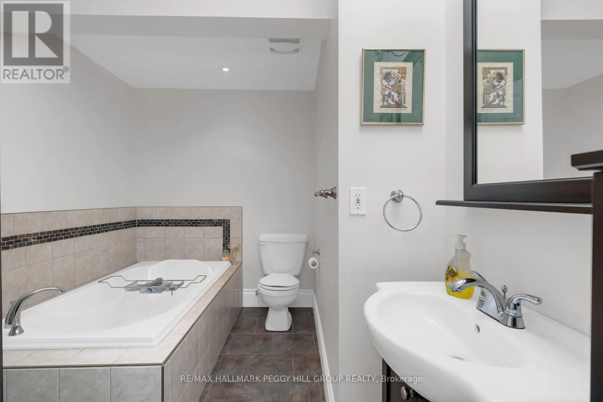 996 ARNOLD STREET - Image 11