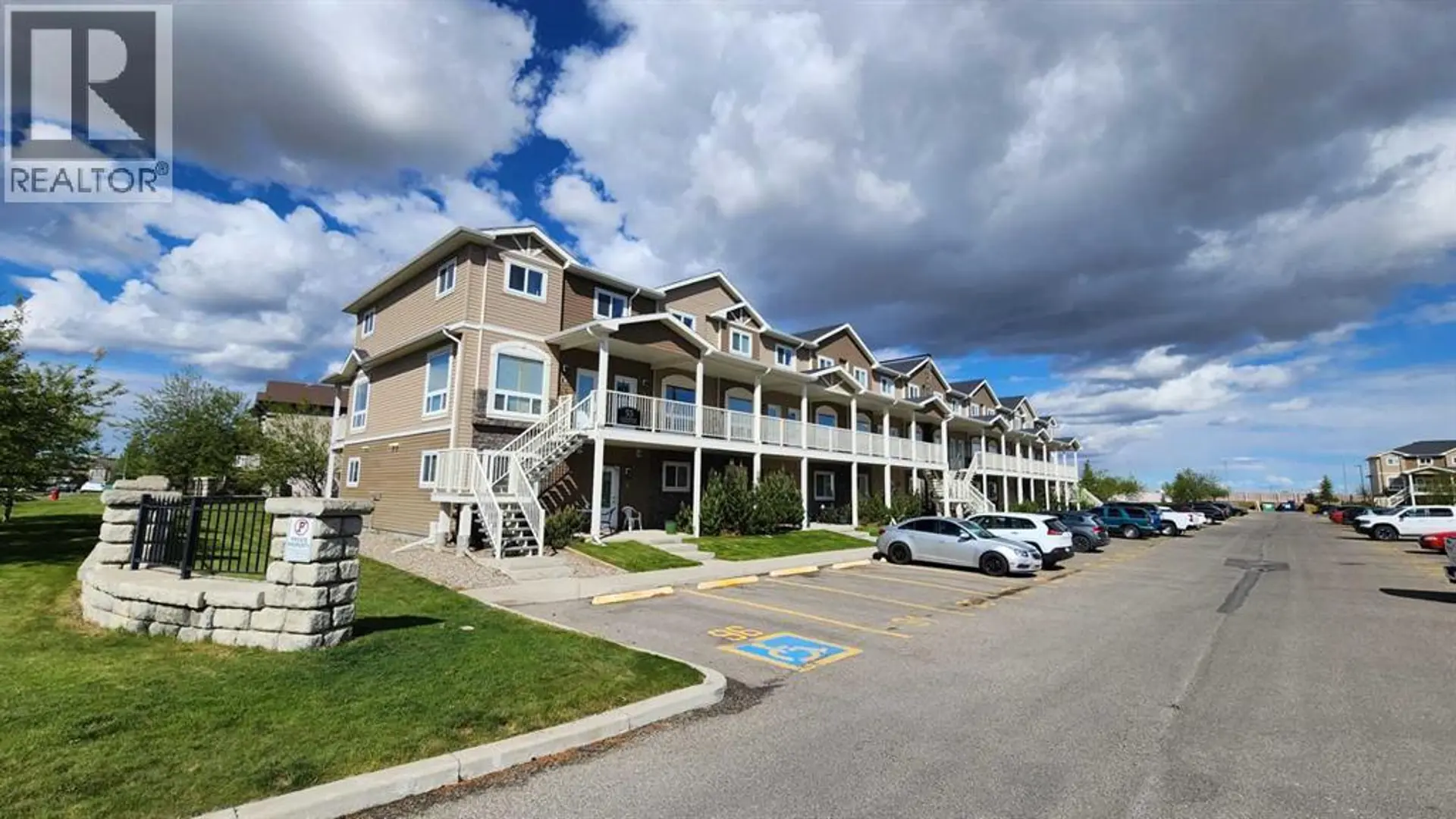#86 53 Keystone Terrace W - Image 1