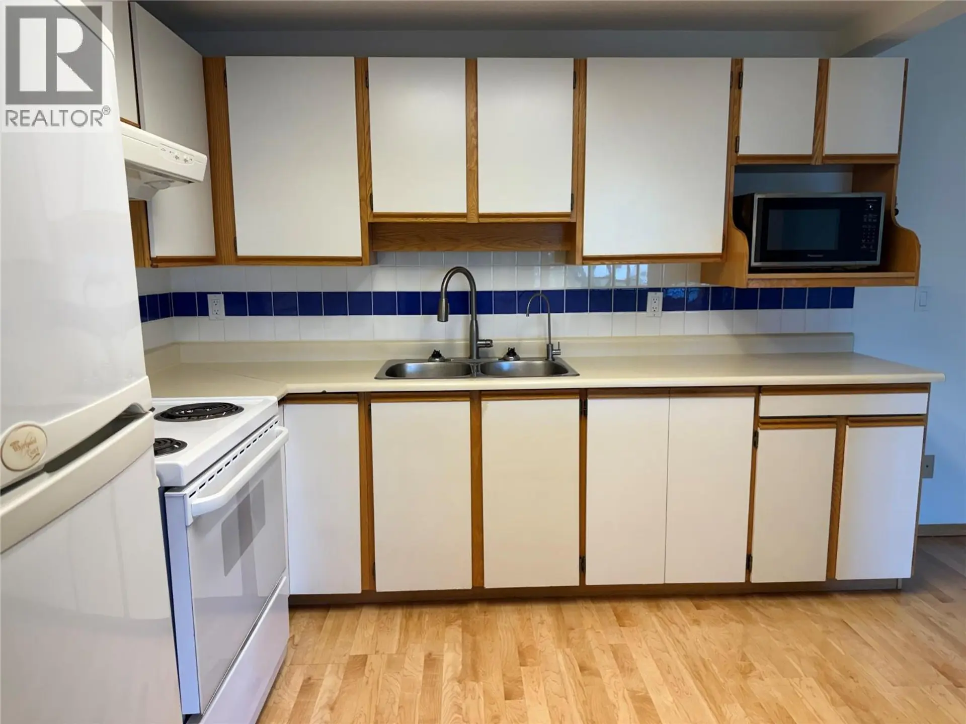 #208 255 McIntosh Road - Image 3