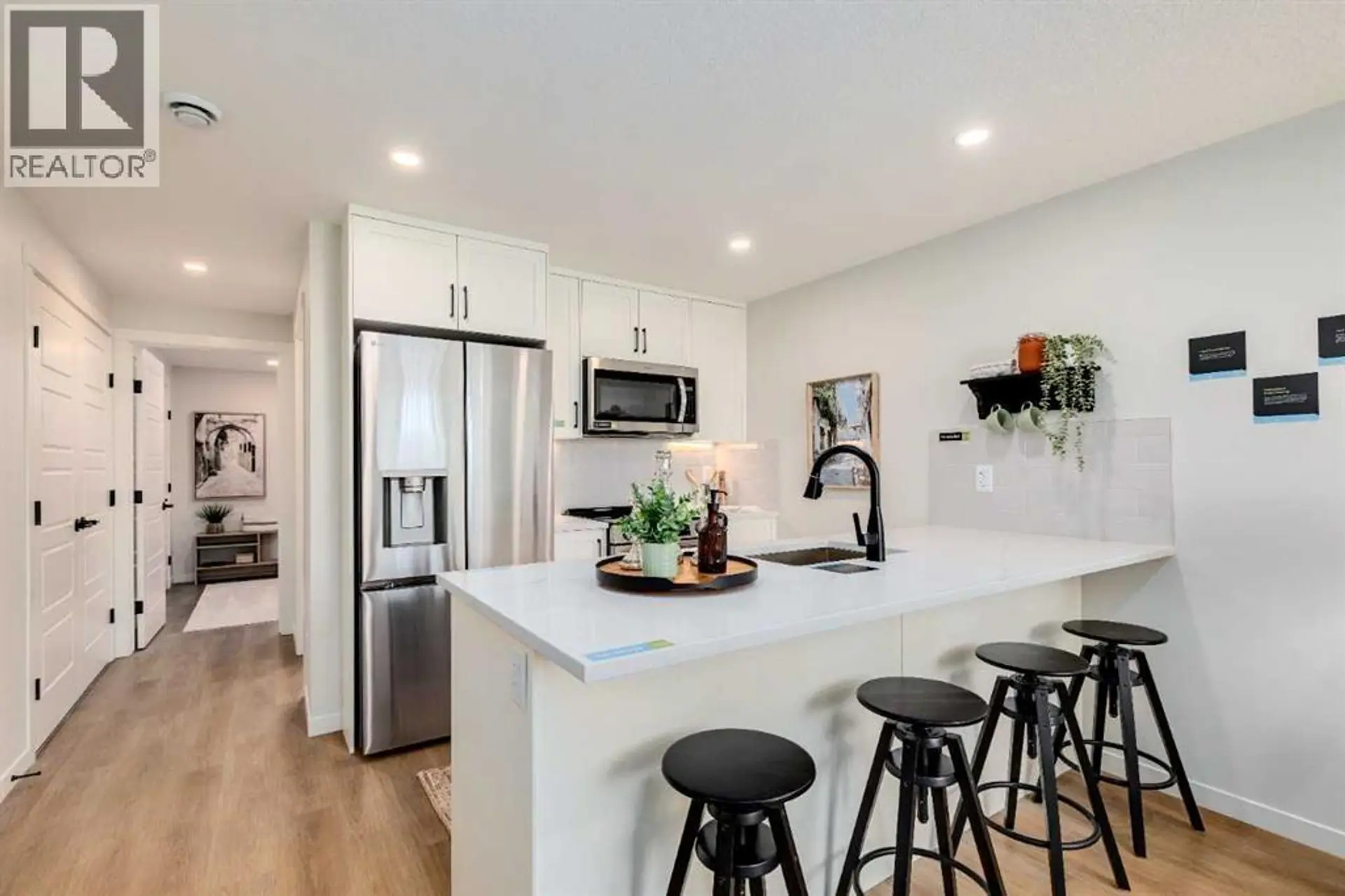 #205 40 Livingston Parade NE - Image 6