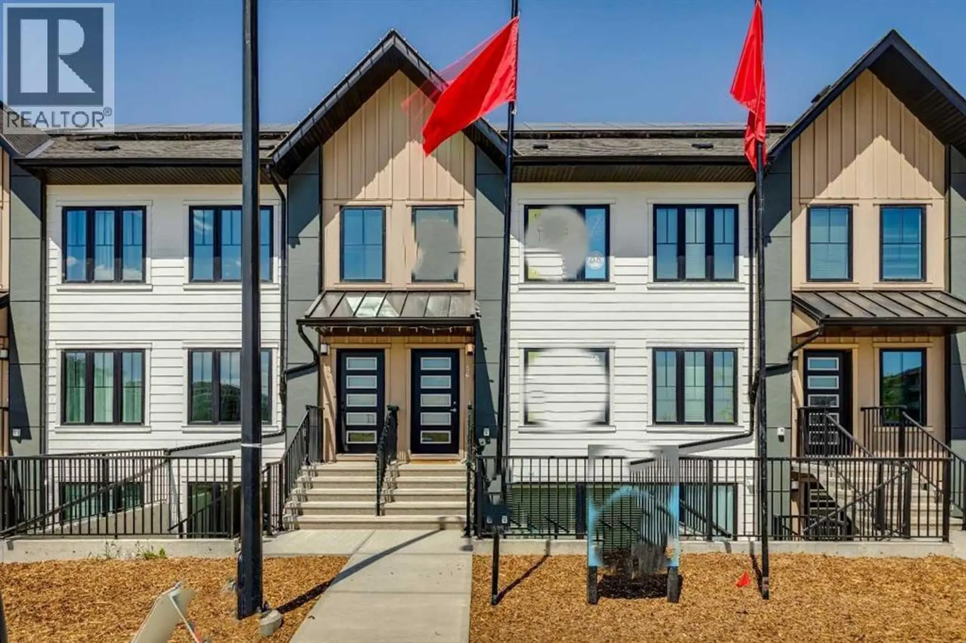 #205 40 Livingston Parade NE - Image 1