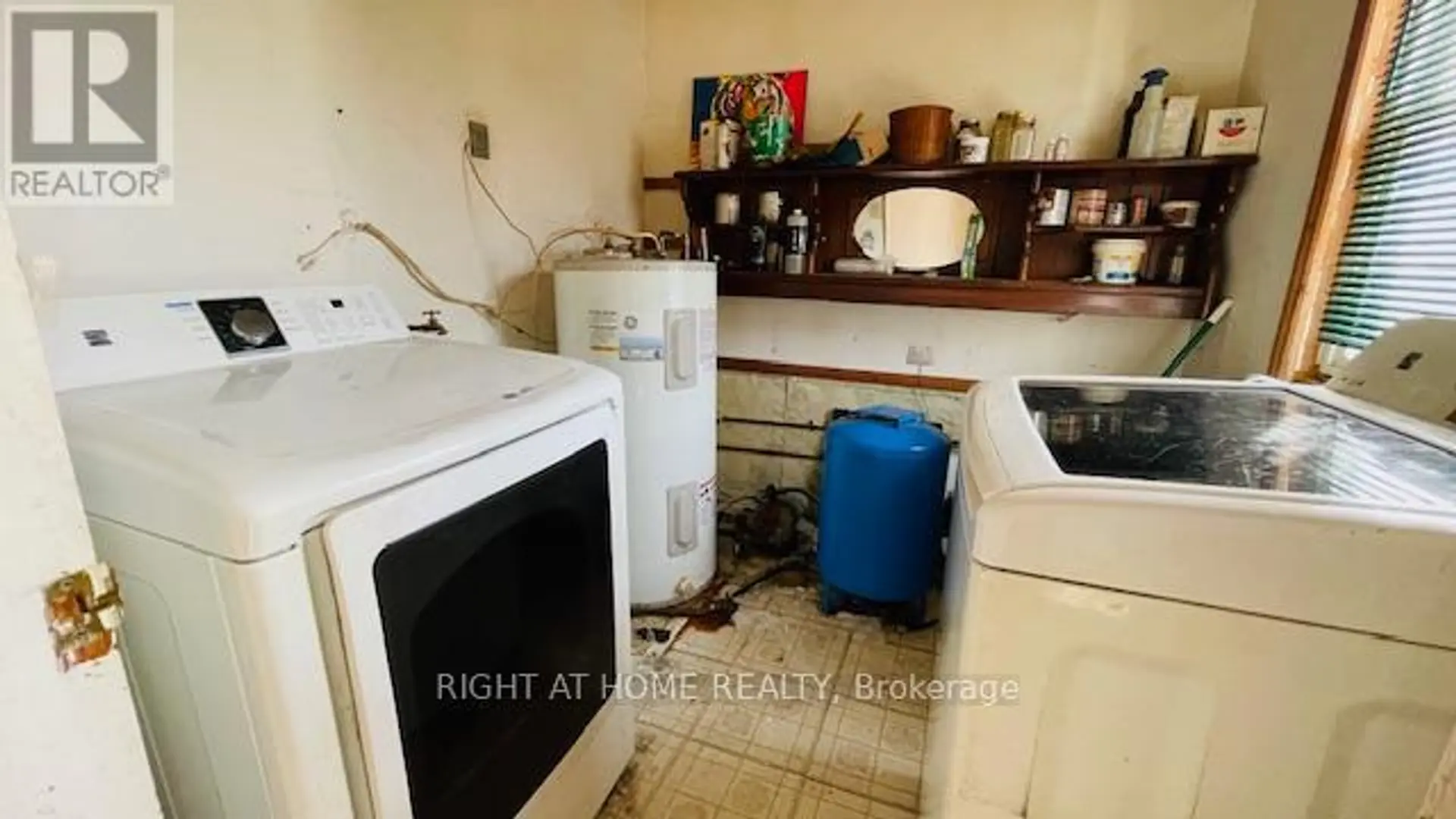 26 GEORGE AVENUE - Image 12