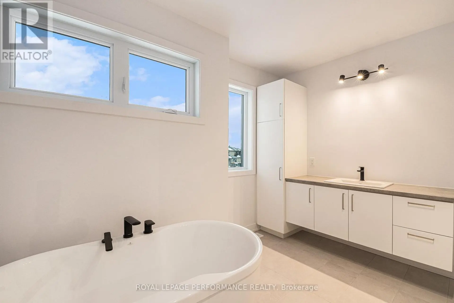 80 RUTILE STREET - Image 12