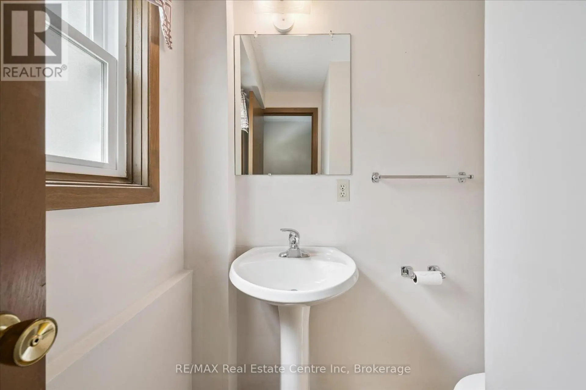 17 GLENDA COURT - Image 13