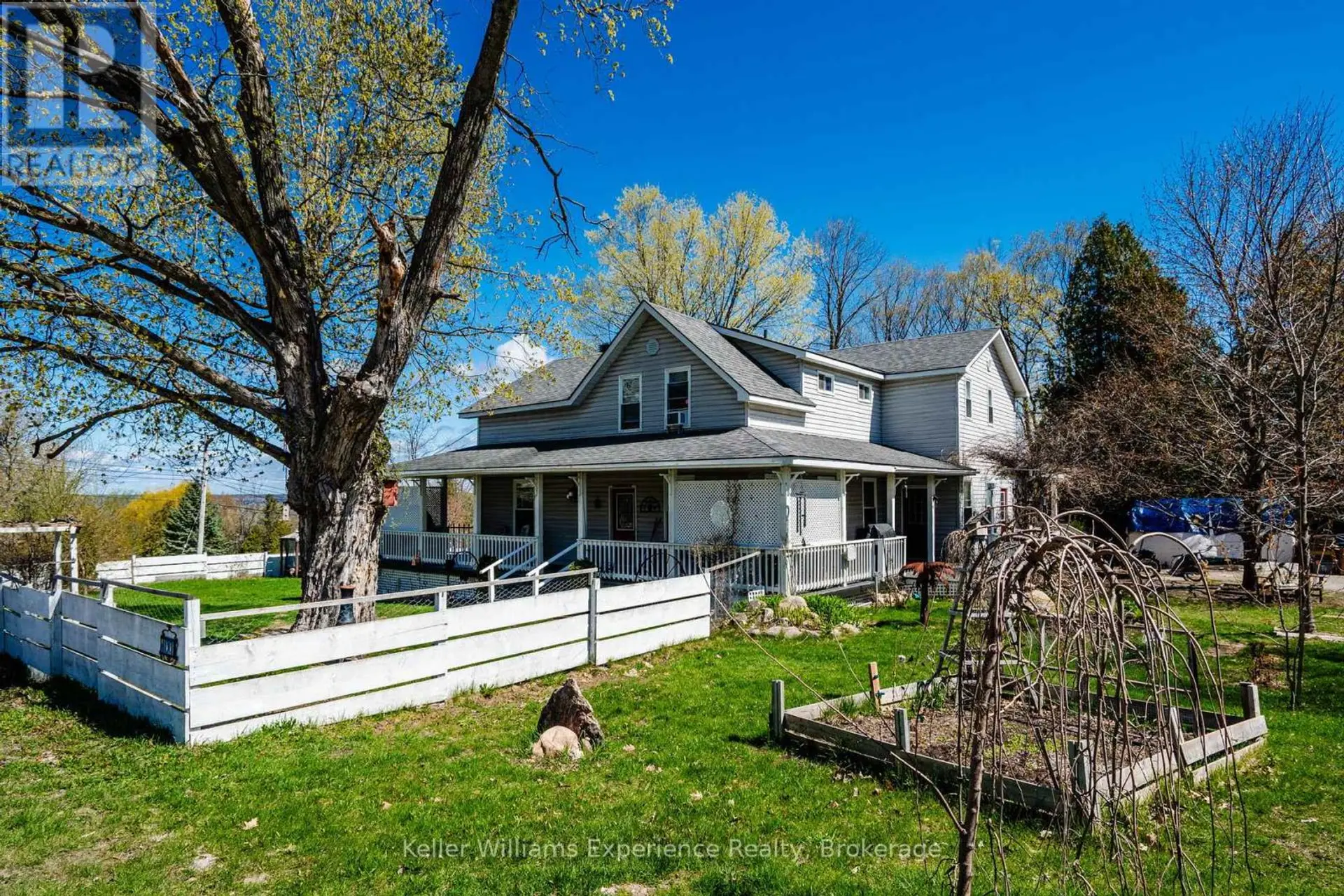 107 PINE STREET - Image 20