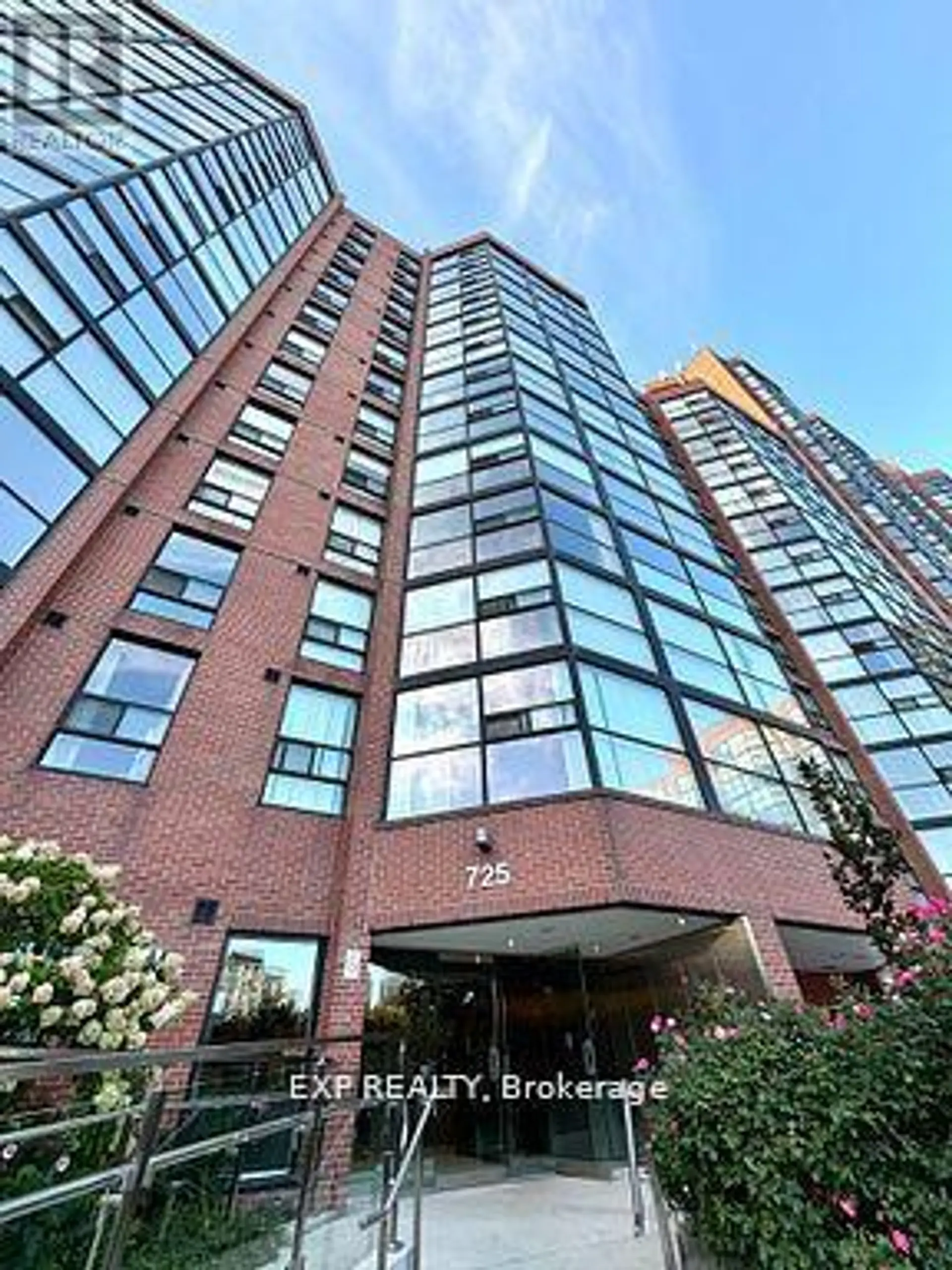 #705 725 KING STREET W - Image 1