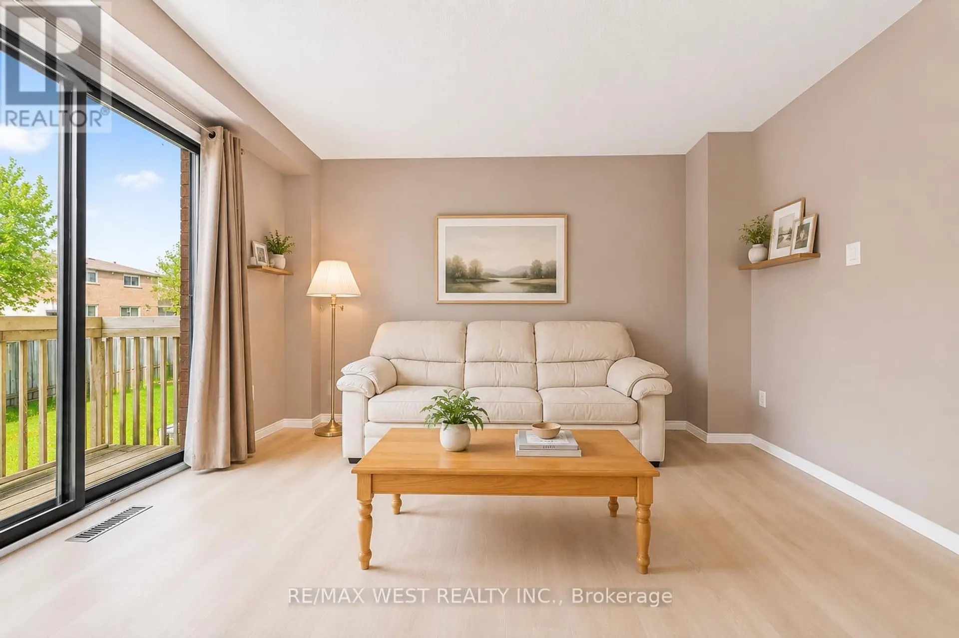 242 BERNARD AVENUE - Image 4