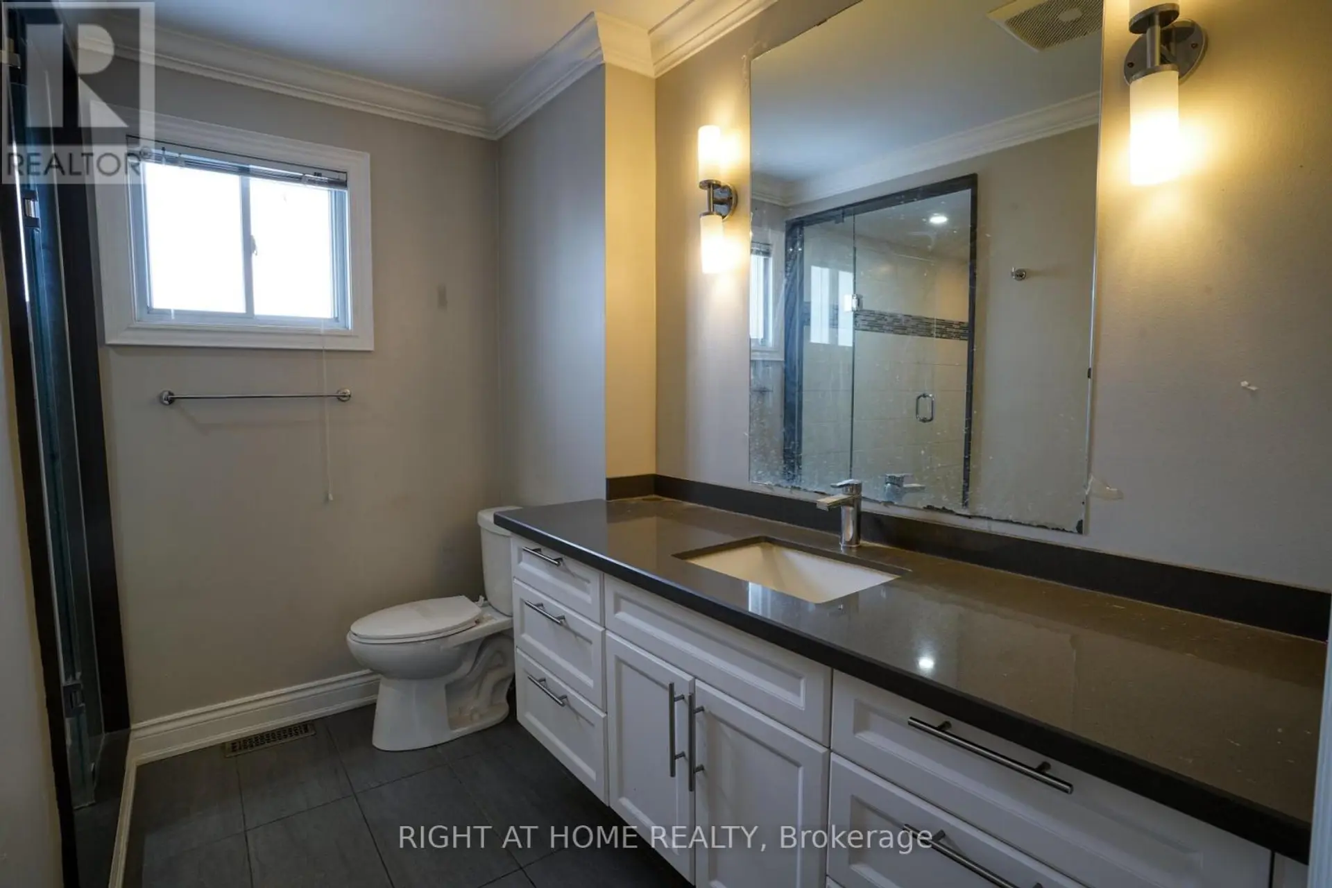 54 WOODSIDE COURT - Image 13