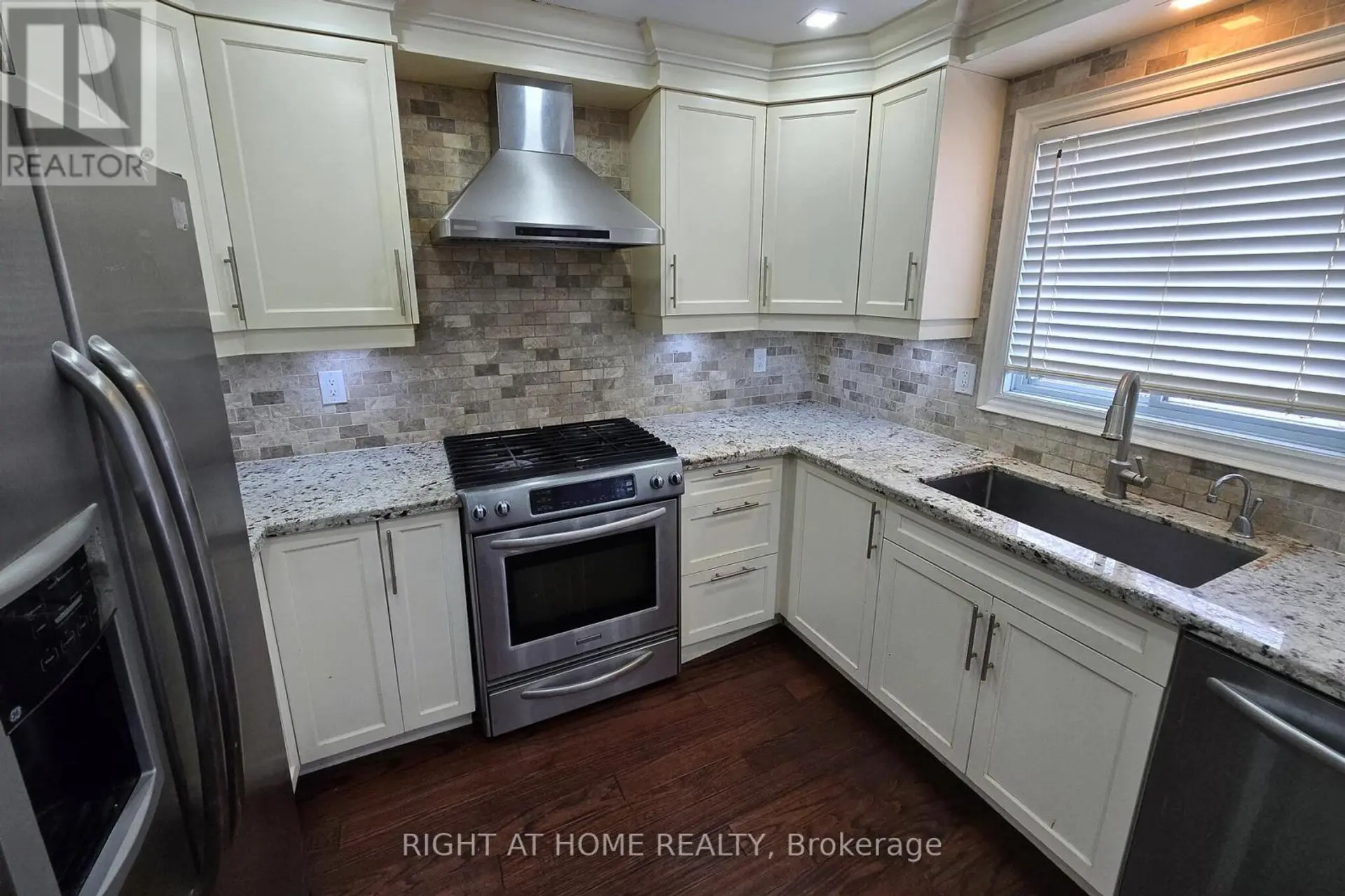 54 WOODSIDE COURT - Image 6