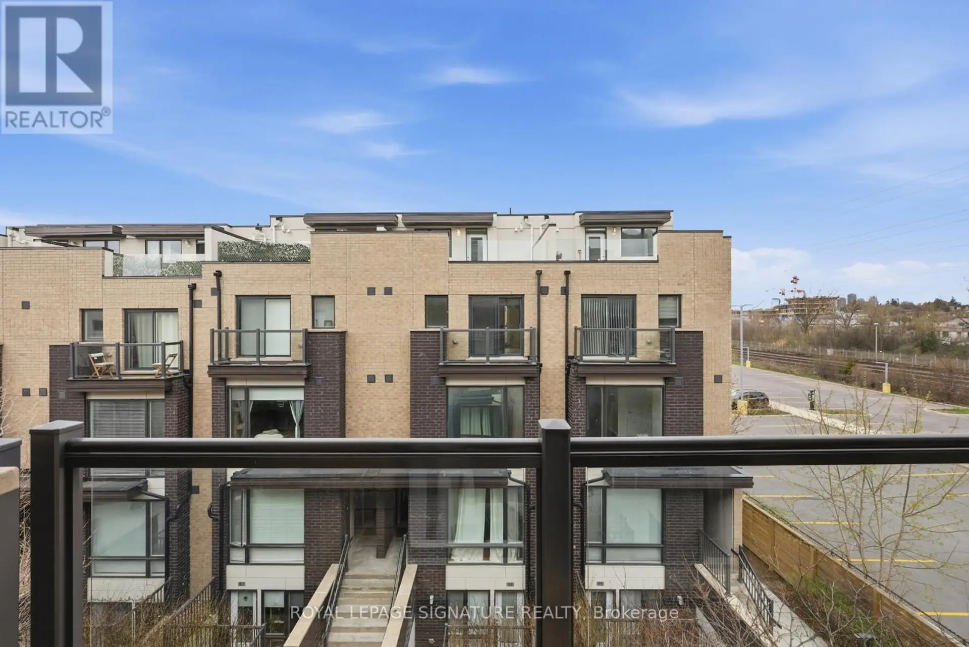 #55 28 FIELDWAY ROAD - Image 14