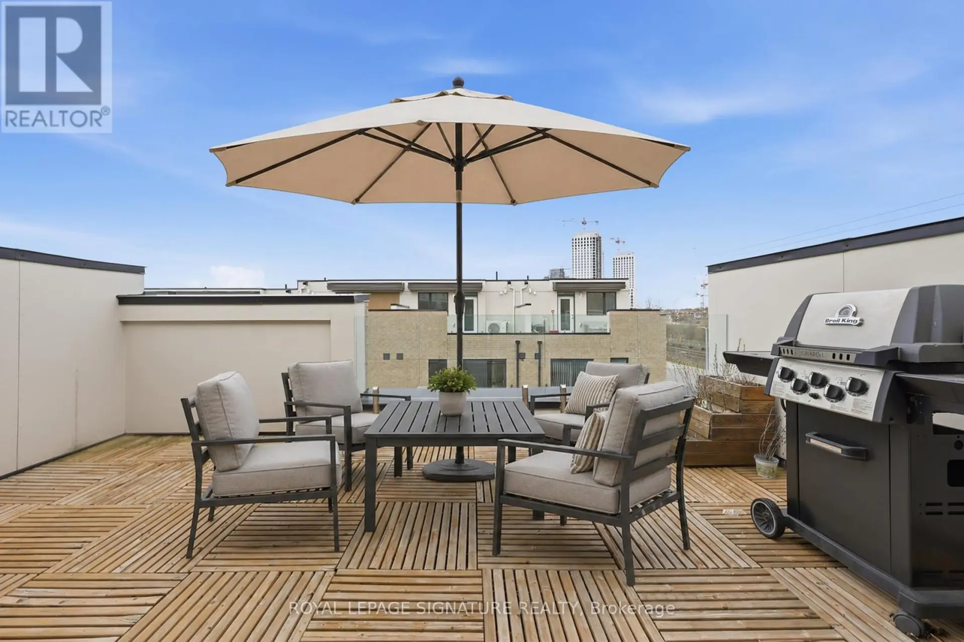 #55 28 FIELDWAY ROAD - Image 15