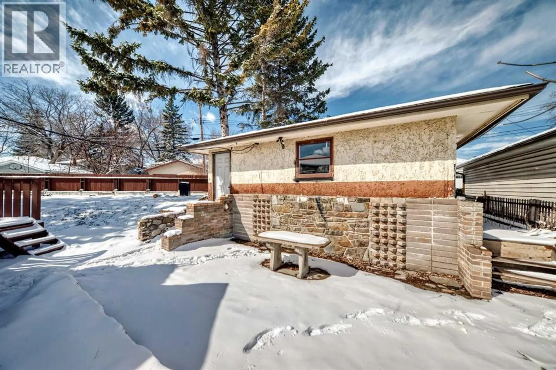 2007 Cottonwood Crescent SE - Image 14