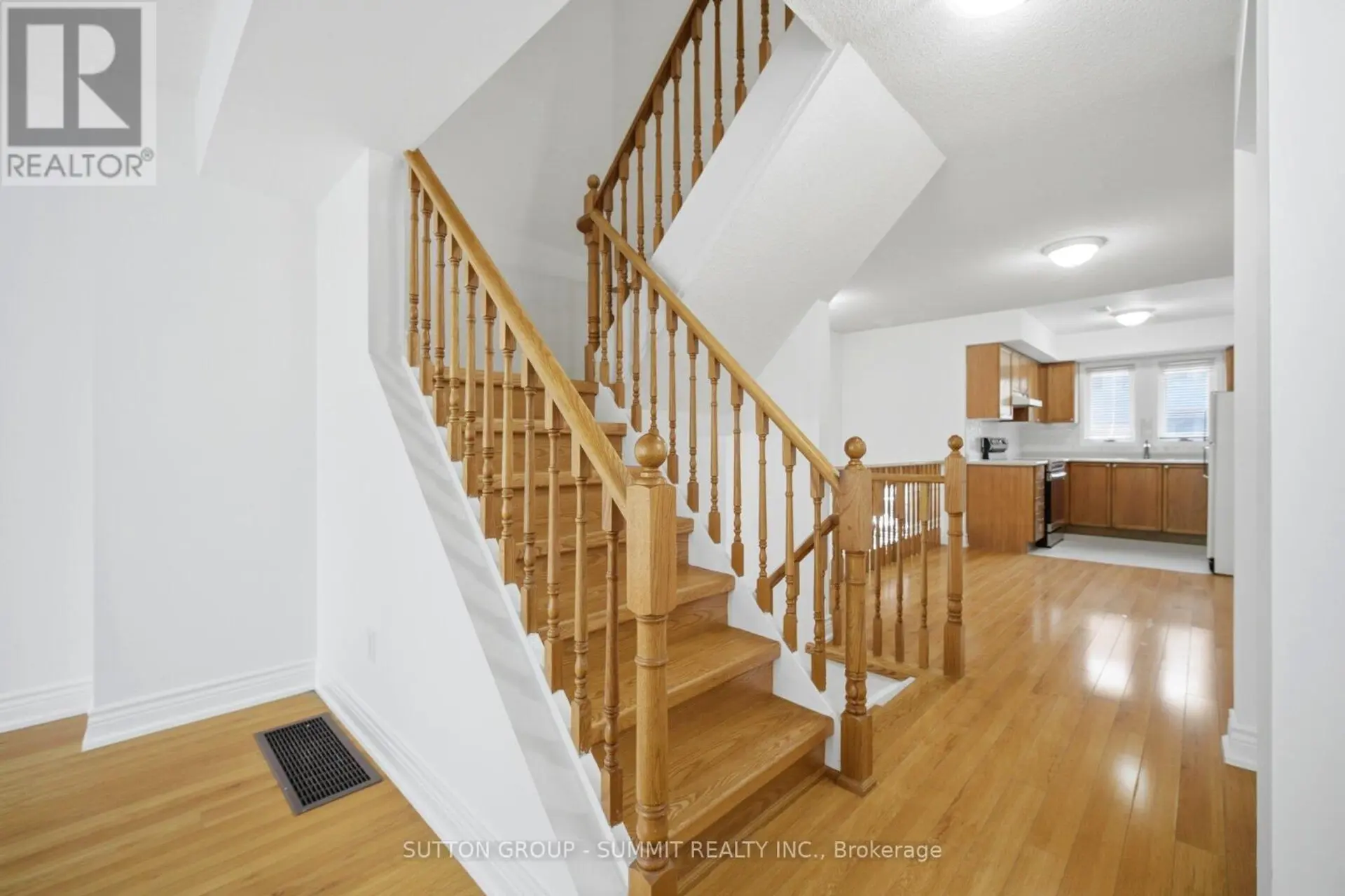 #111 1050 BRISTOL ROAD W - Image 8