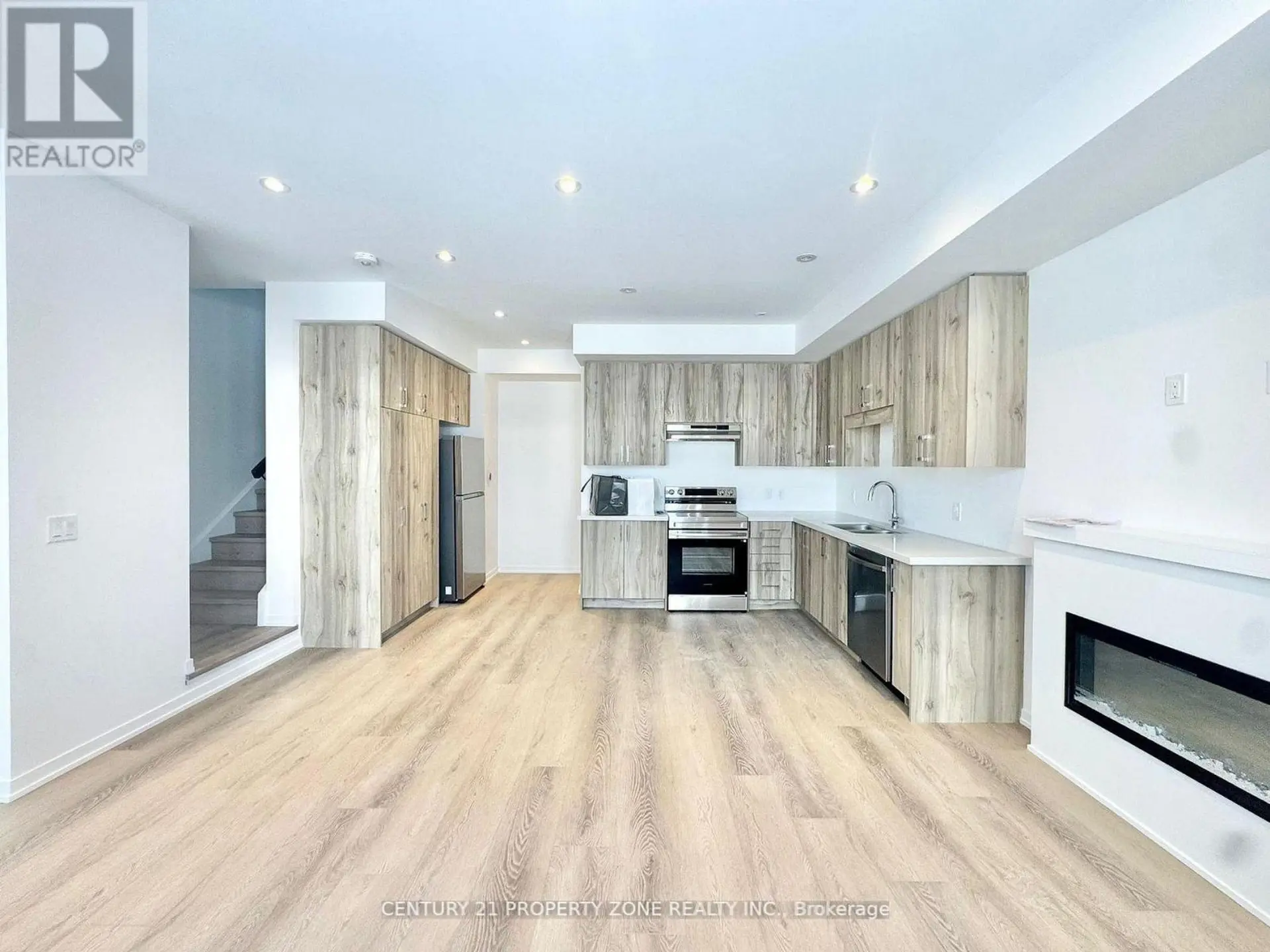 49 KINGBIRD COMMON - Image 2