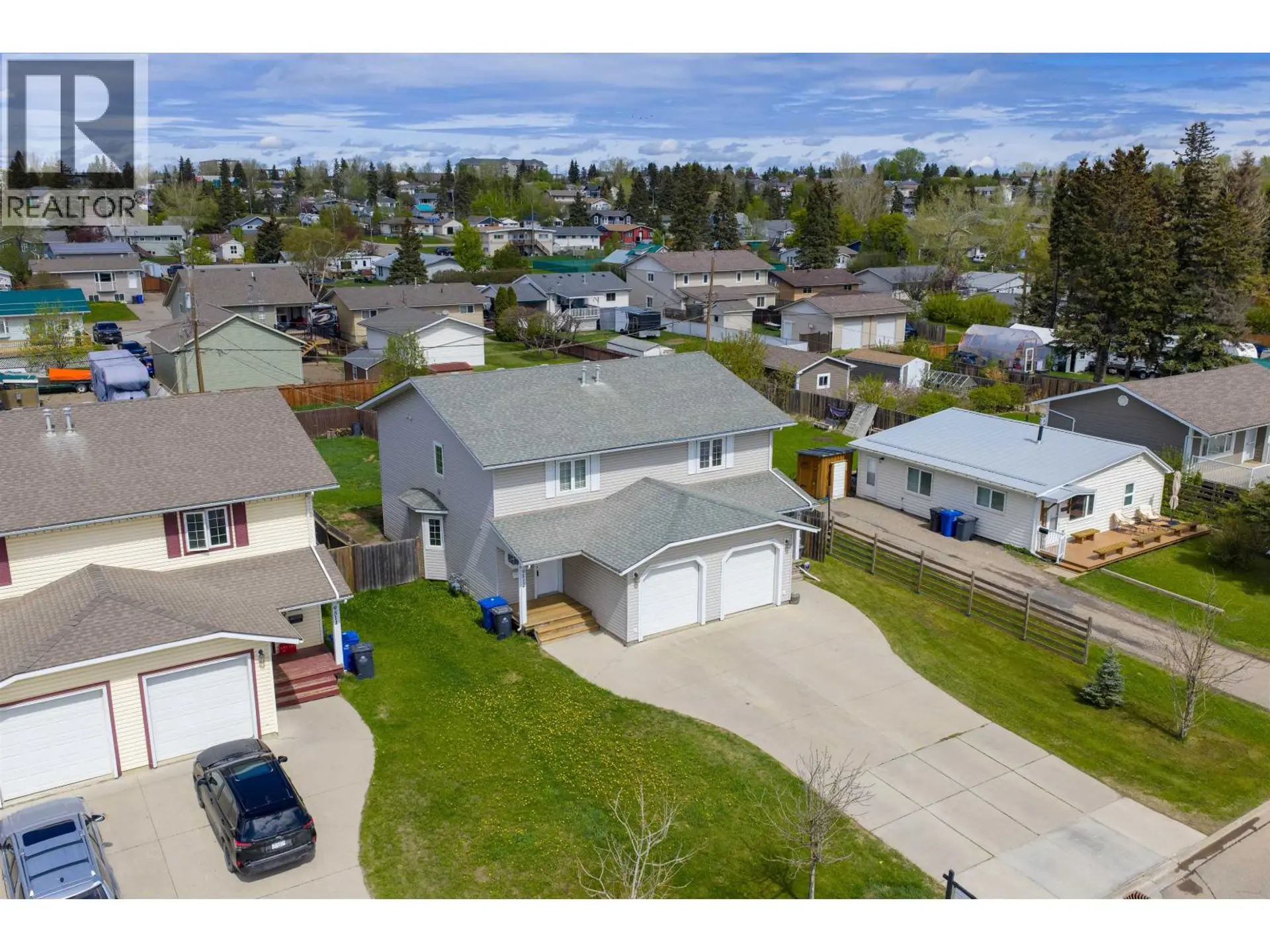 9512 94 AVENUE - Image 1