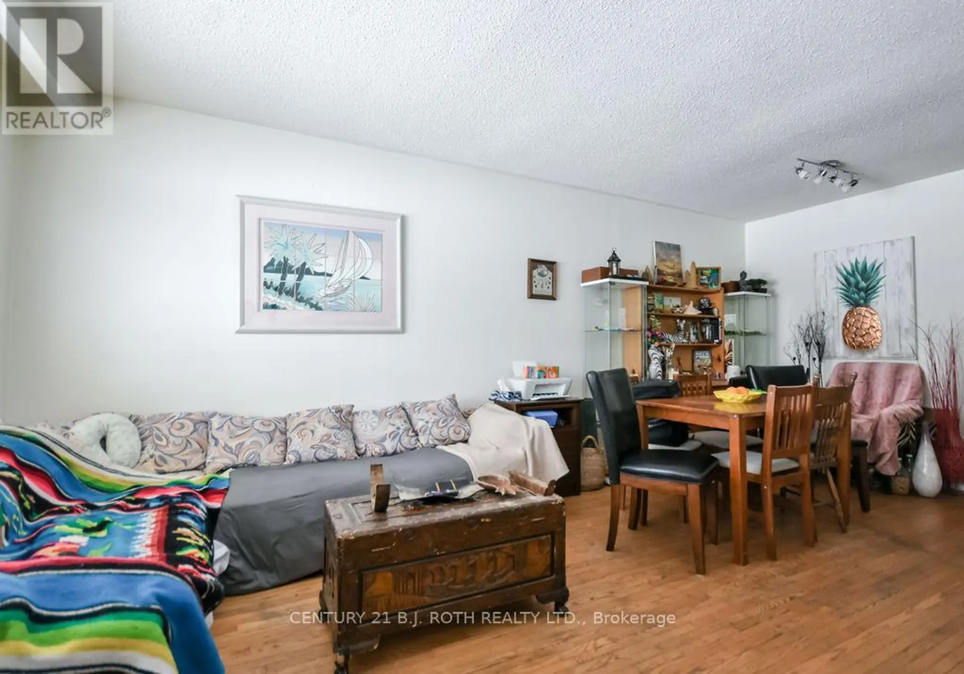 17 BURBANK PLACE - Image 2