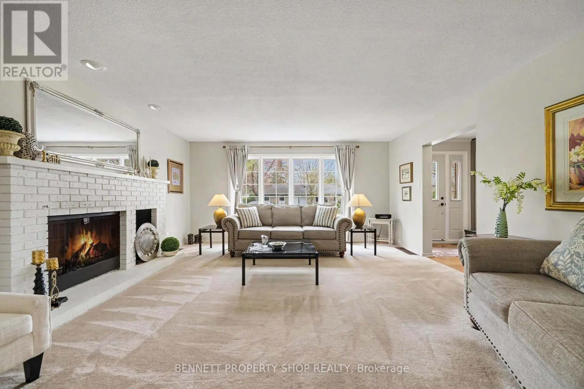 580 BLANCHARD CRESCENT - Image 2