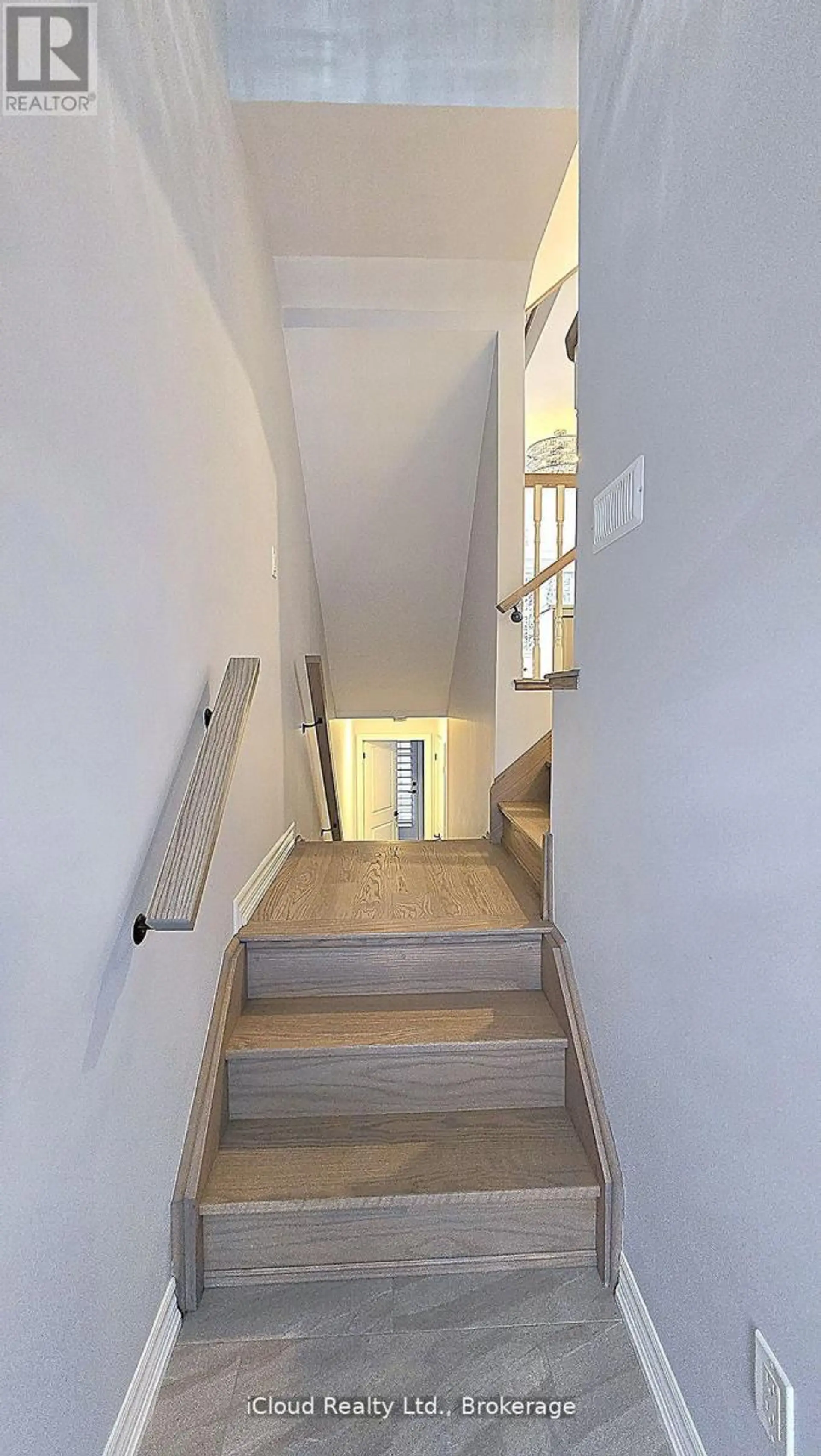 43 MANTELLO DRIVE - Image 11