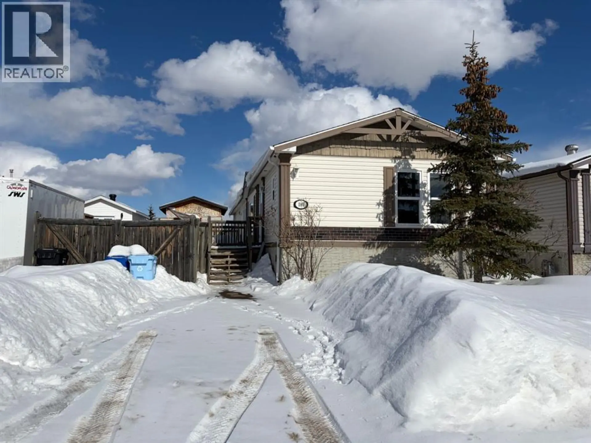 109 Elm Street - Image 1