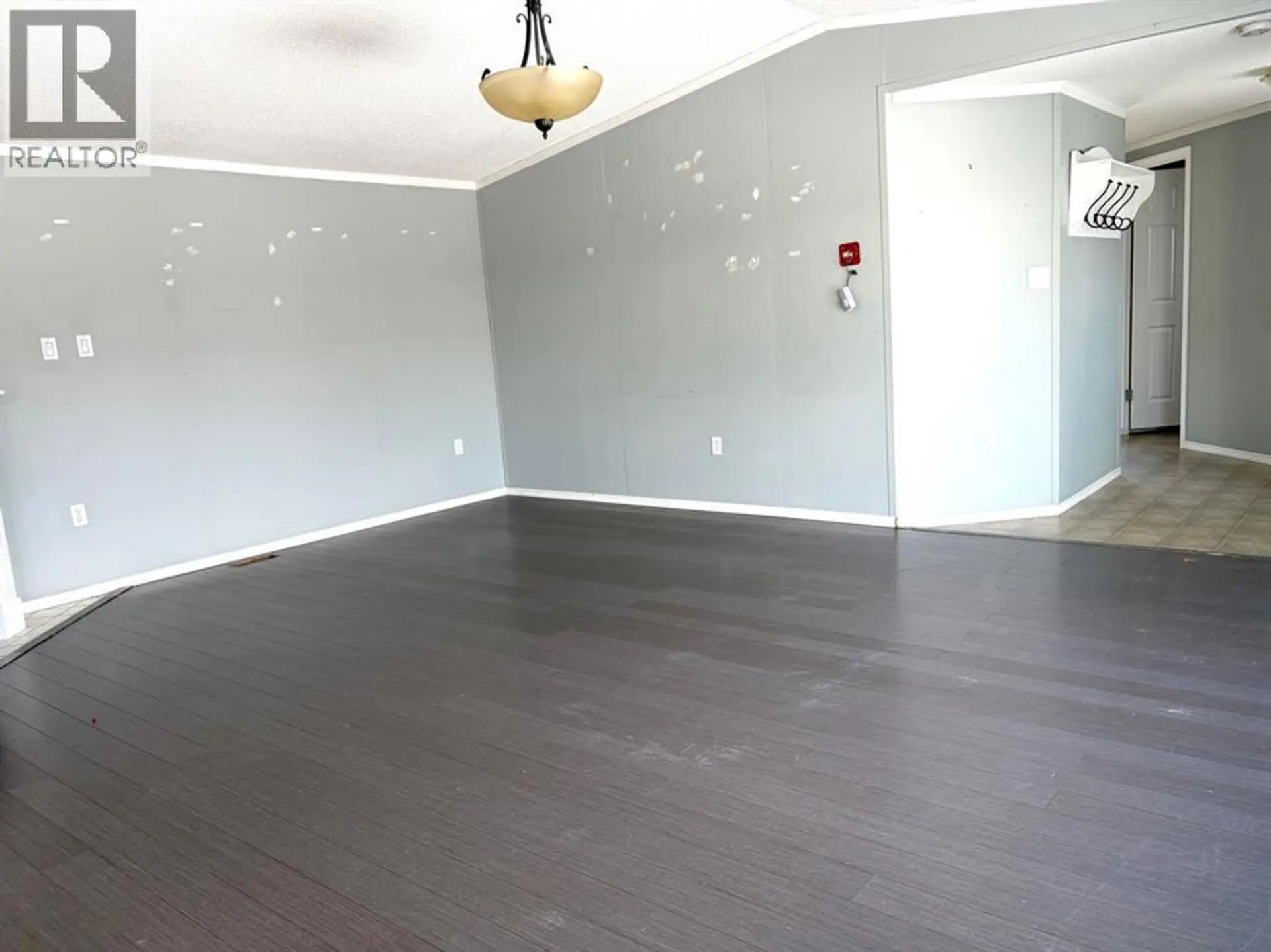 109 Elm Street - Image 6