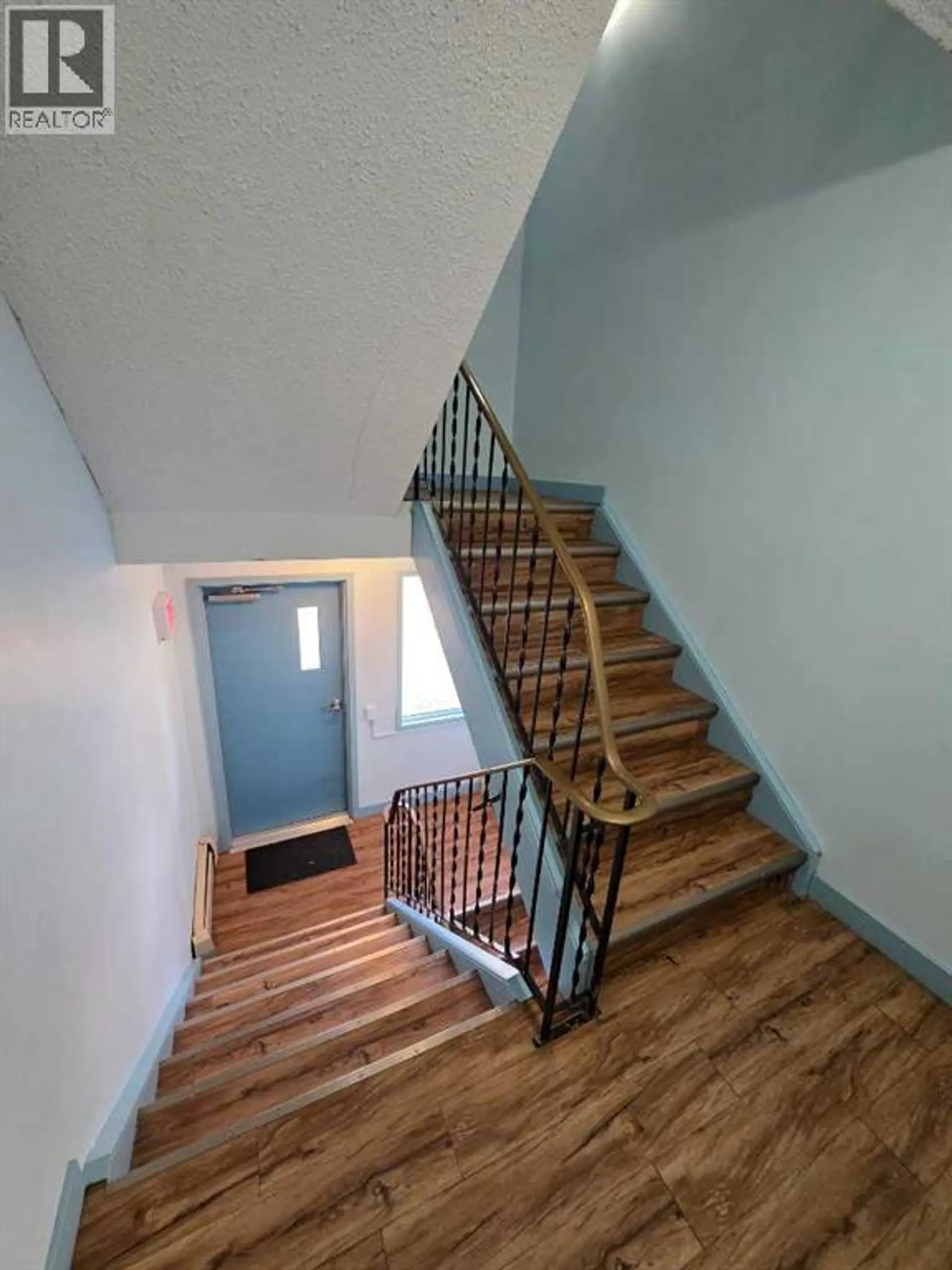 4503 73 Street NW - Image 4