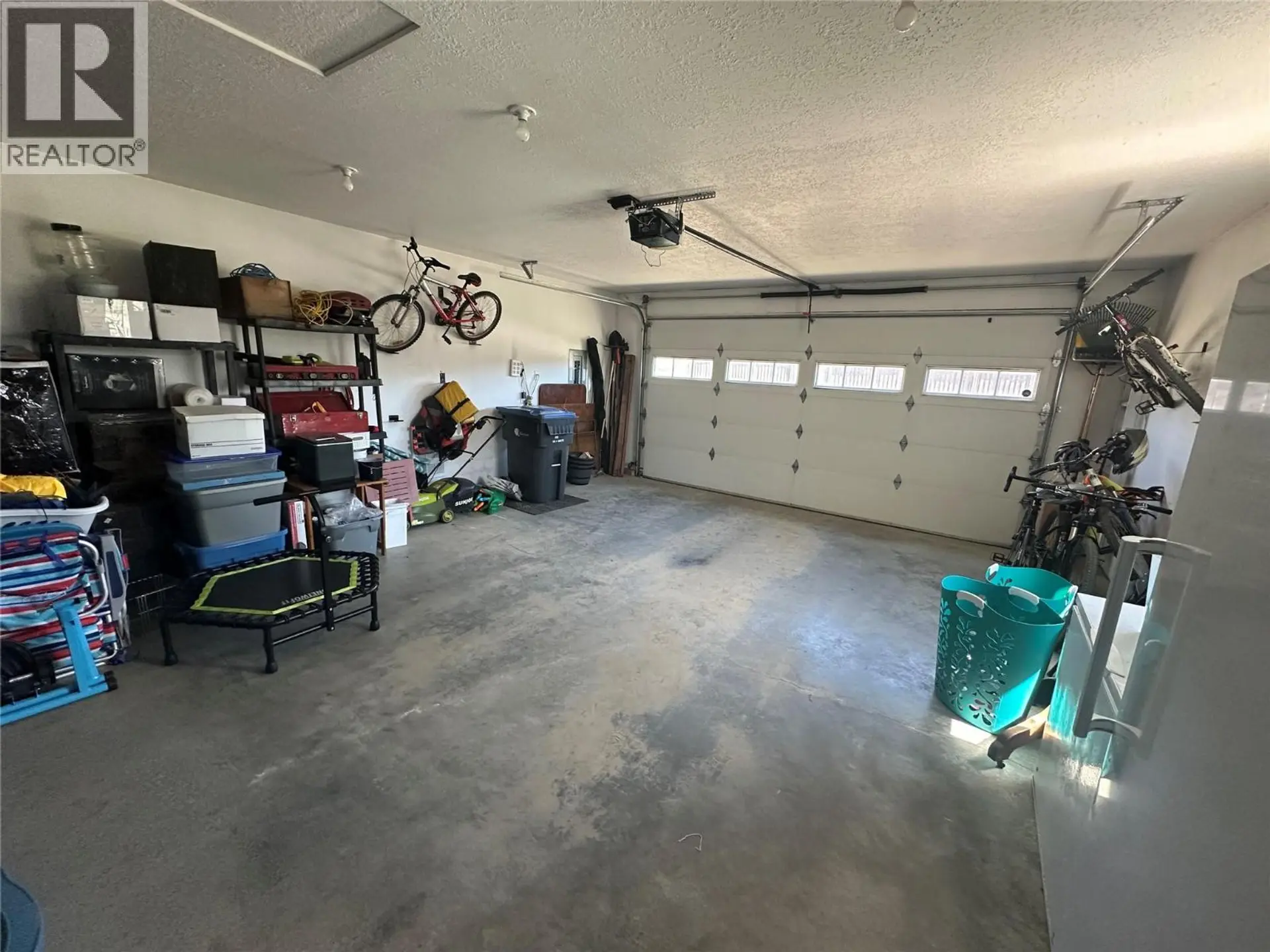8713 19A Street - Image 15
